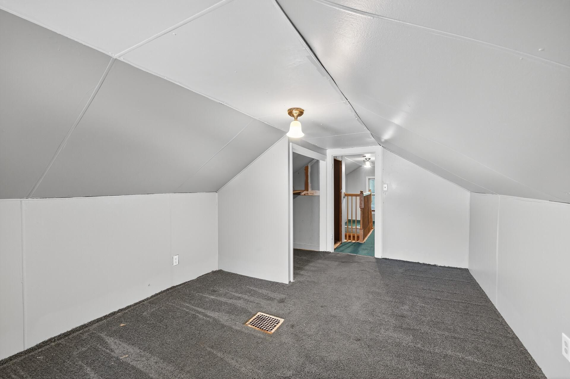 View of Residential at 834 Iroquois Avenue, Saint Paul MN 55119, Saint Paul (20 of 28) - Mike Wilen | Minnesota Team Real Estate
