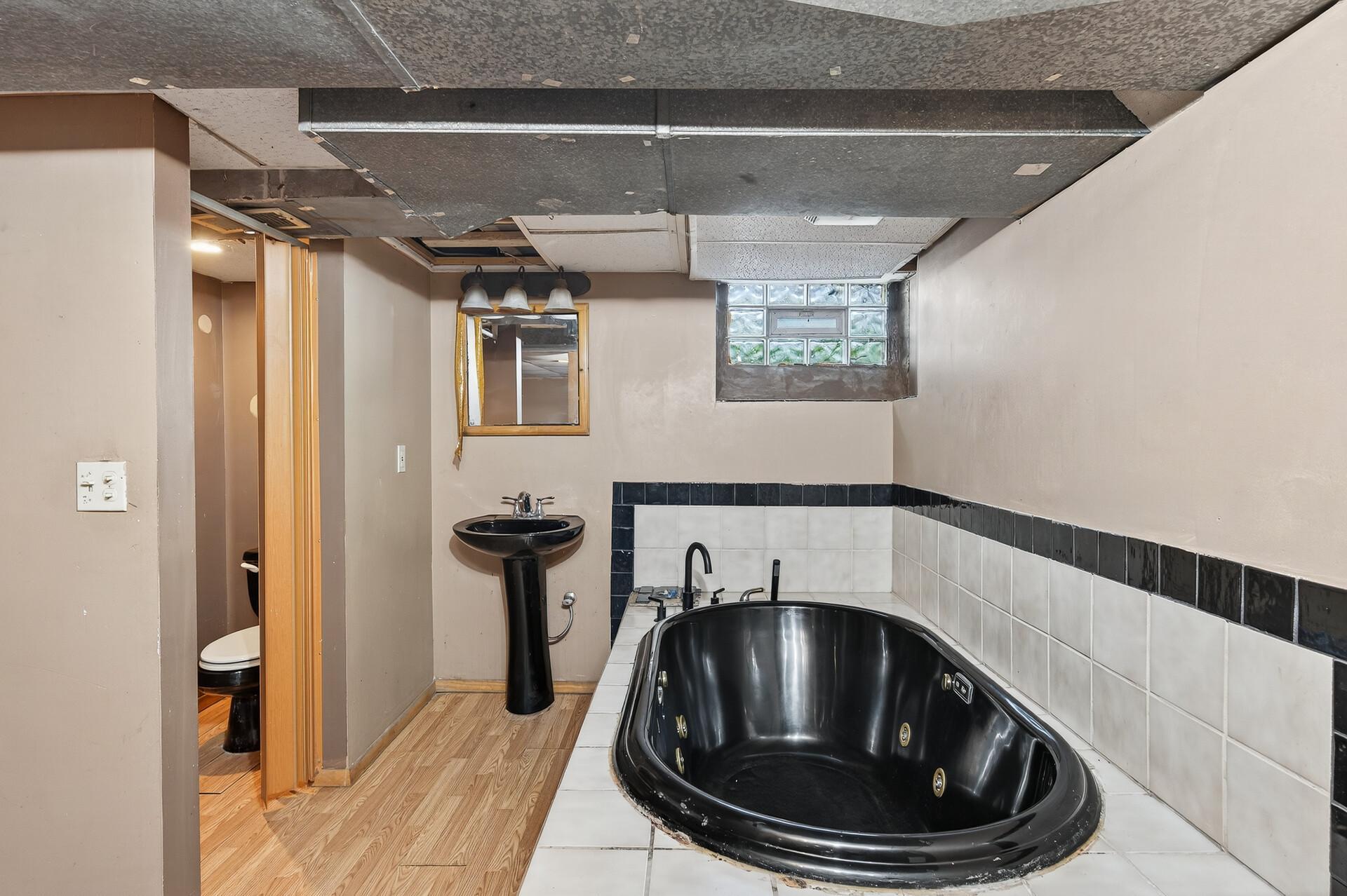 View of Residential at 834 Iroquois Avenue, Saint Paul MN 55119, Saint Paul (24 of 28) - Mike Wilen | Minnesota Team Real Estate