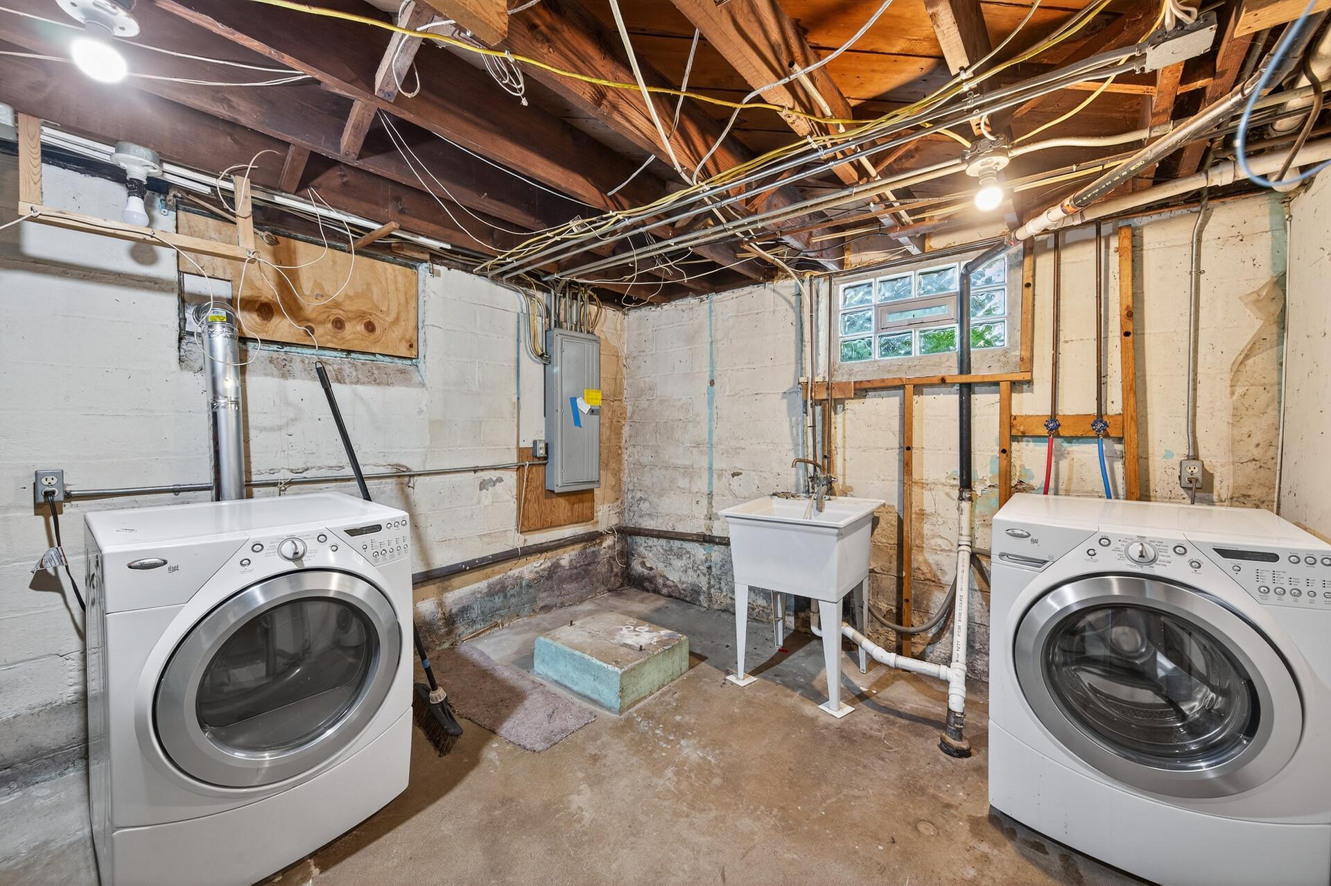 View of Residential at 834 Iroquois Avenue, Saint Paul MN 55119, Saint Paul (26 of 28) - Mike Wilen | Minnesota Team Real Estate