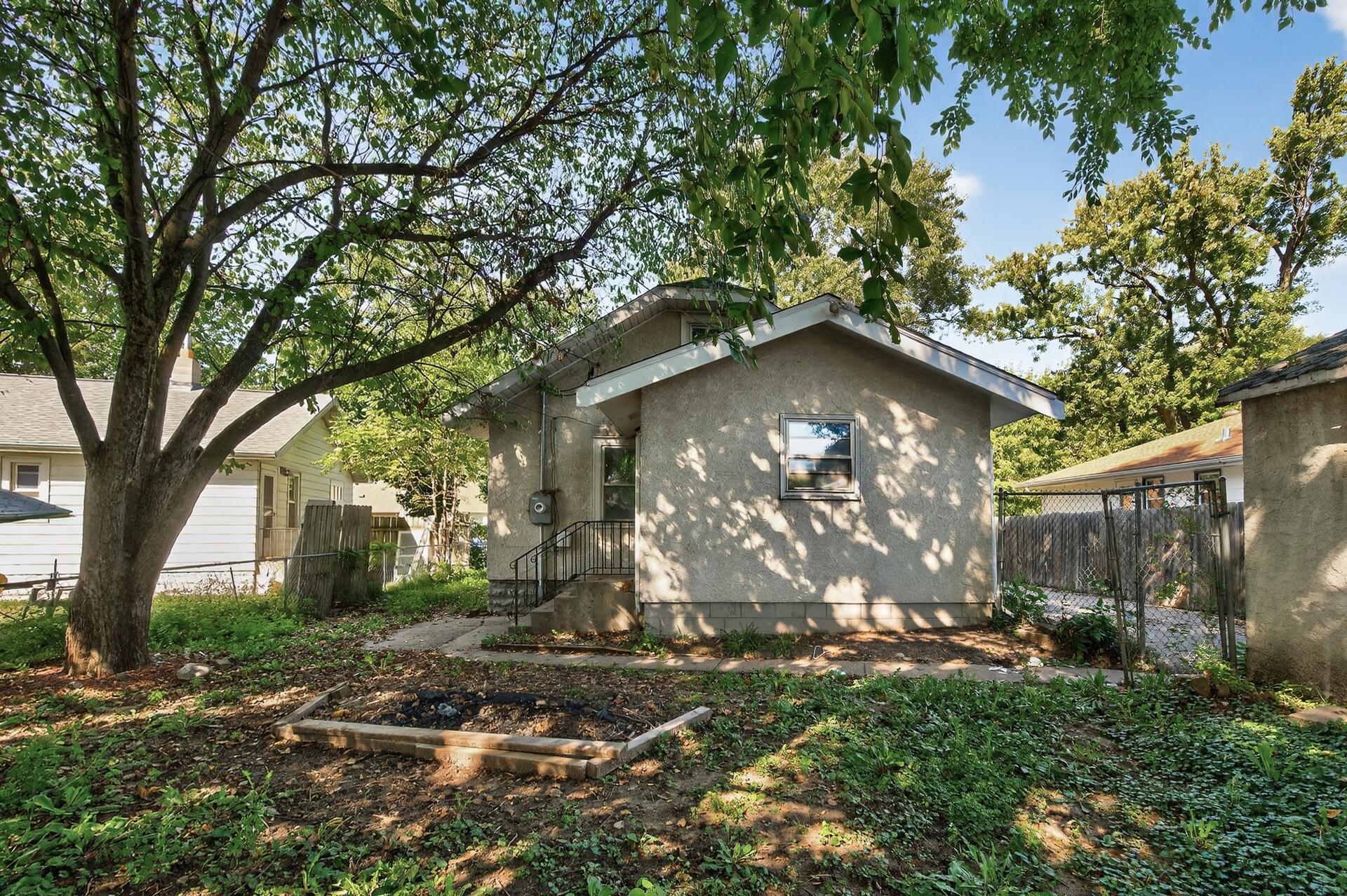 View of Residential at 834 Iroquois Avenue, Saint Paul MN 55119, Saint Paul (28 of 28) - Mike Wilen | Minnesota Team Real Estate