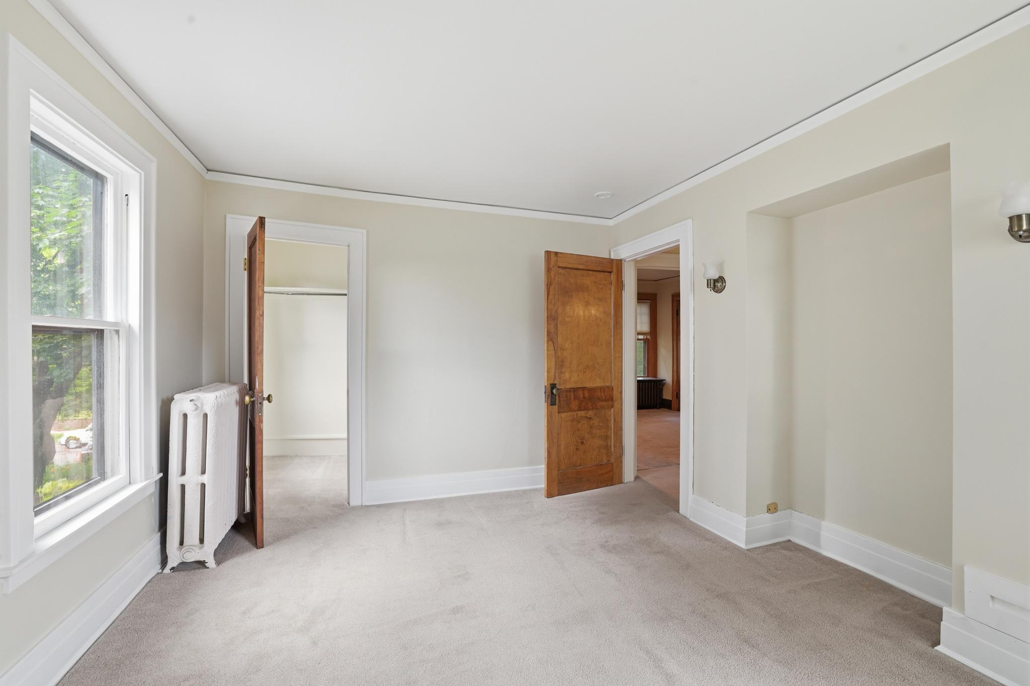 View of Residential at 2140 Dayton Avenue, Saint Paul MN 55104, Saint Paul (13 of 28) - Mike Wilen | Minnesota Team Real Estate