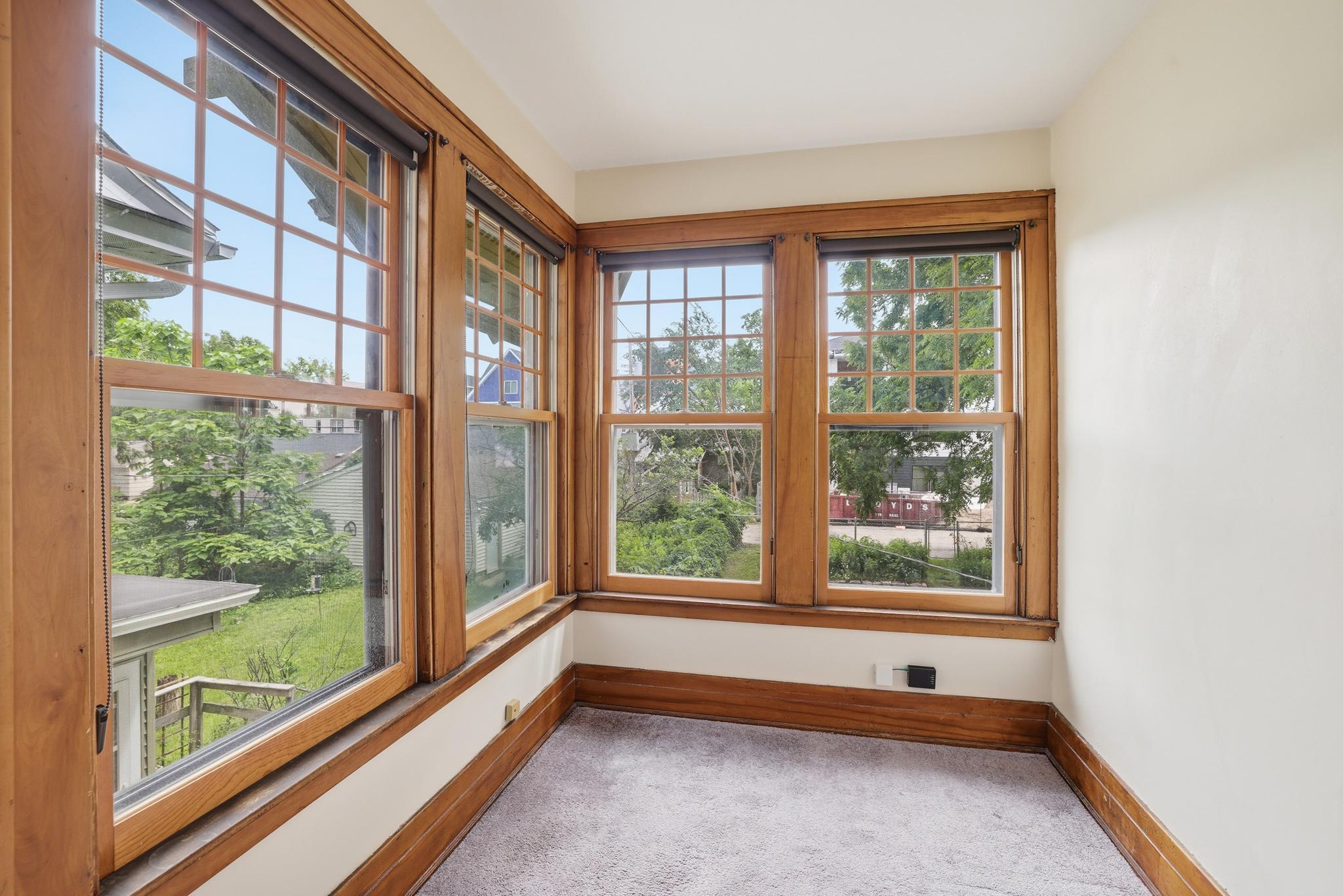 View of Residential at 2140 Dayton Avenue, Saint Paul MN 55104, Saint Paul (17 of 28) - Mike Wilen | Minnesota Team Real Estate