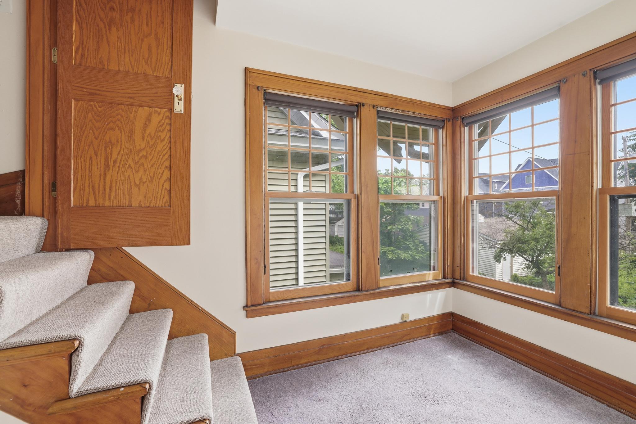 View of Residential at 2140 Dayton Avenue, Saint Paul MN 55104, Saint Paul (18 of 28) - Mike Wilen | Minnesota Team Real Estate
