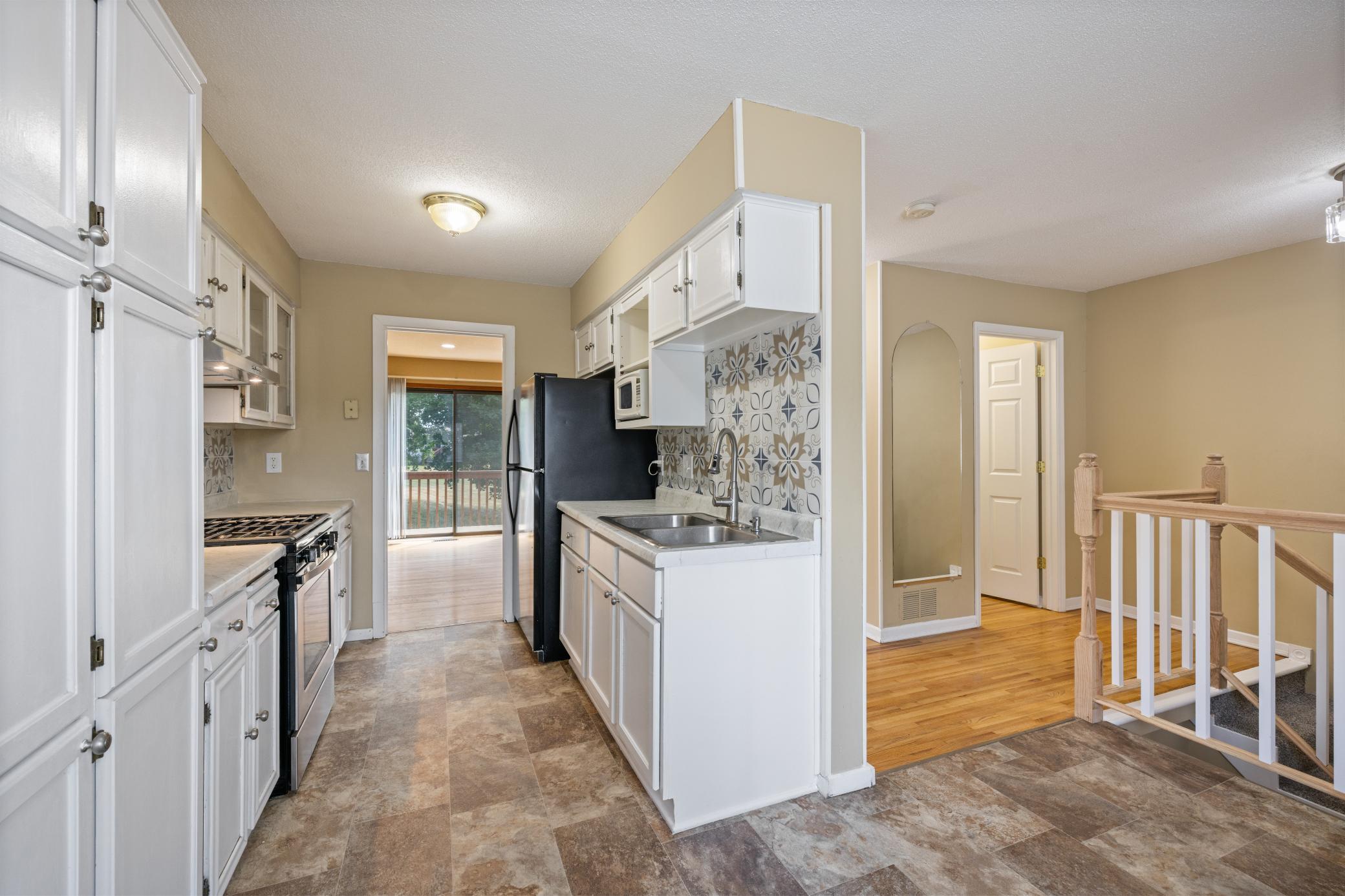 View of Residential at 8855 Ironwood Avenue, Cottage Grove MN 55016, Cottage Grove (2 of 19) - Mike Wilen | Minnesota Team Real Estate