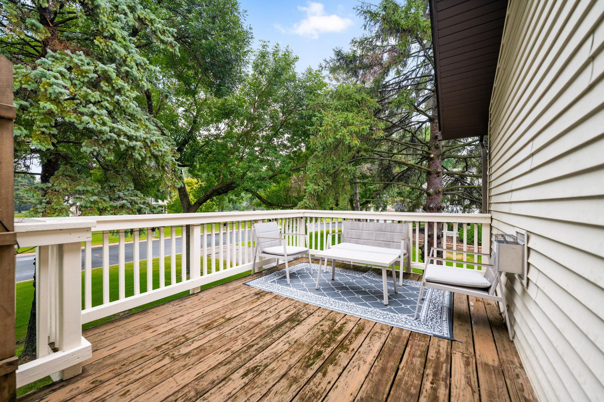 View of Residential at 899 Lawnview Avenue, Shoreview MN 55126, Shoreview (22 of 30) - Mike Wilen | Minnesota Team Real Estate