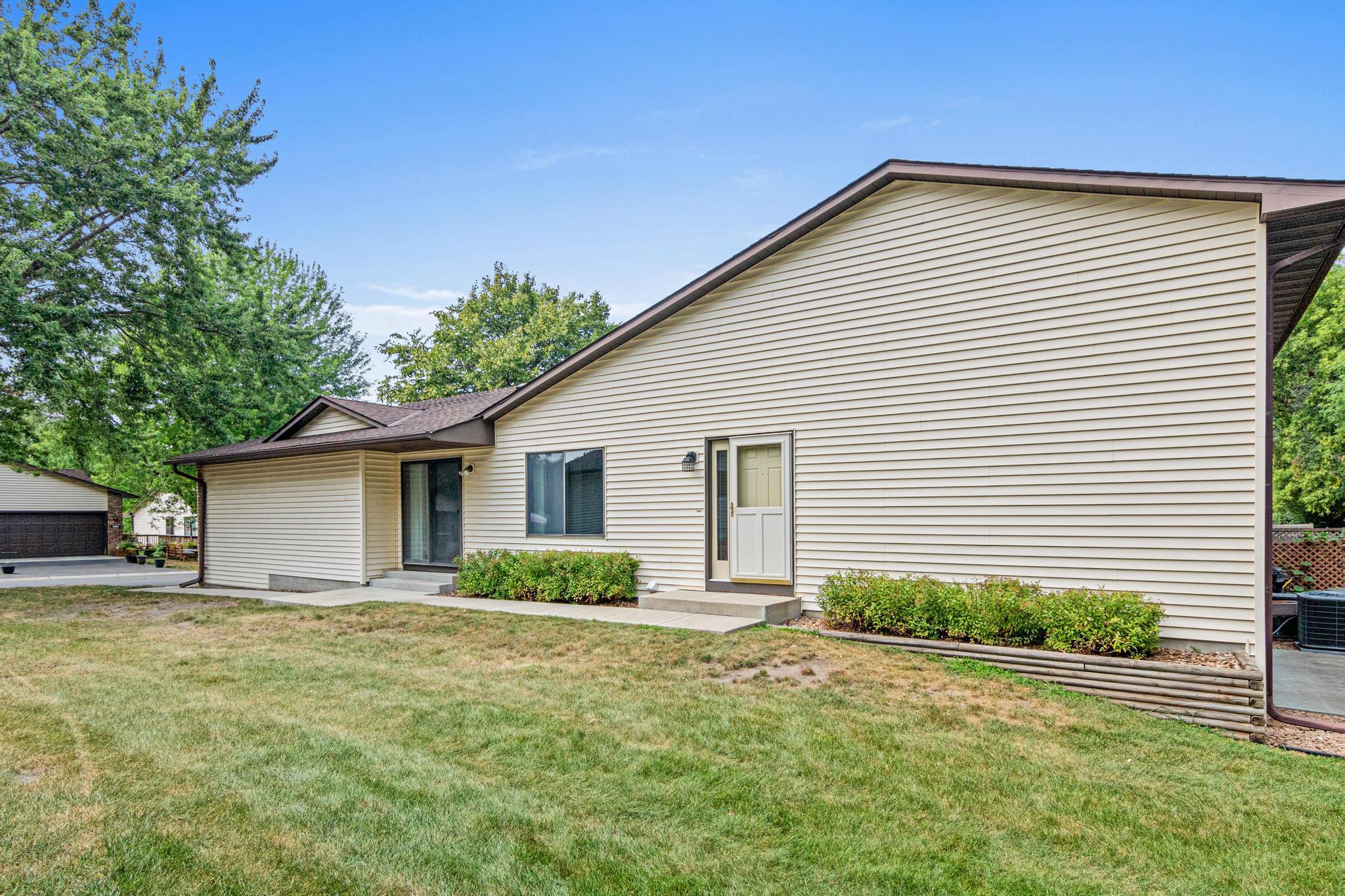 View of Residential at 8574 134th Street, Apple Valley MN 55124, Apple Valley (29 of 33) - Mike Wilen | Minnesota Team Real Estate