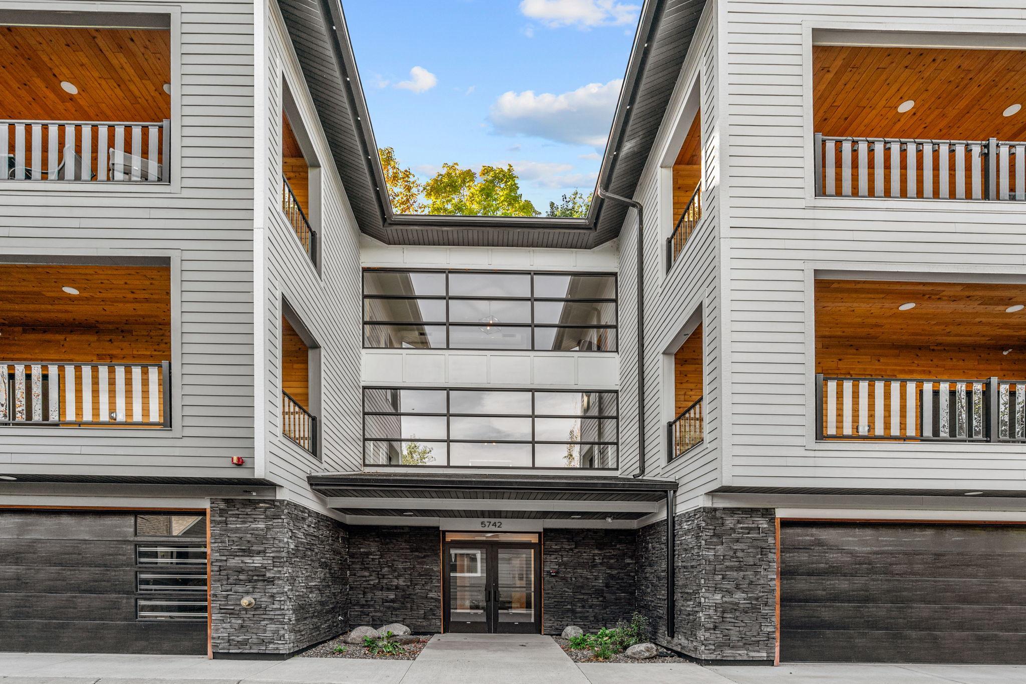 View of Residential at 5742 Shady Oak Road #6, Minnetonka MN 55343, Minnetonka (3 of 26) - Mike Wilen | Minnesota Team Real Estate