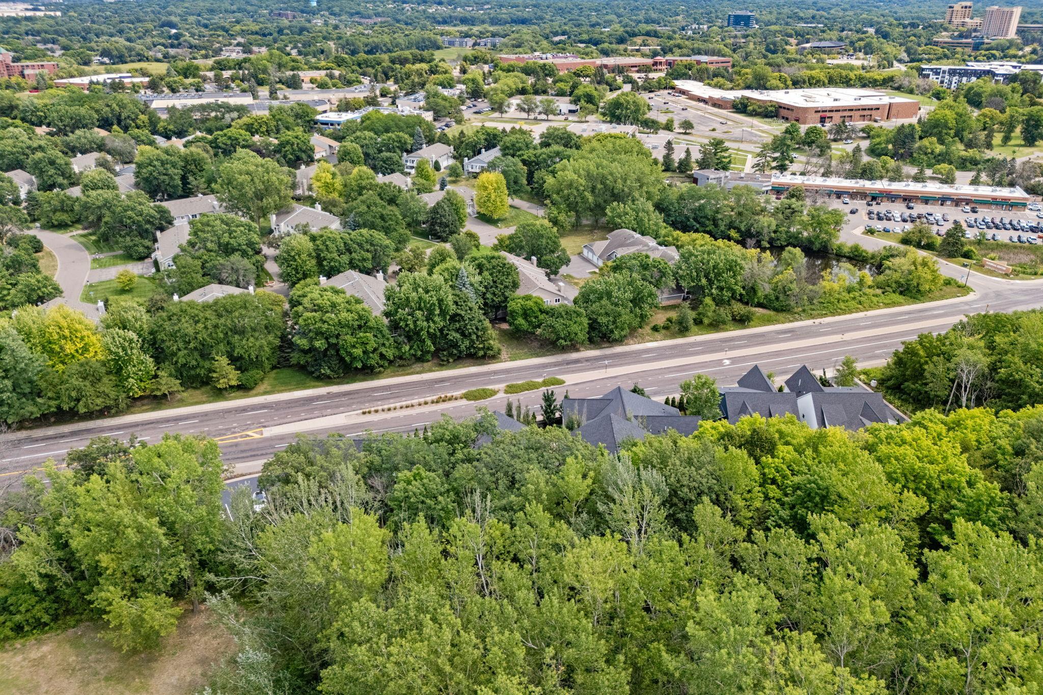 View of Residential at 5734 Shady Oak Road #10, Minnetonka MN 55343, Minnetonka (39 of 45) - Mike Wilen | Minnesota Team Real Estate