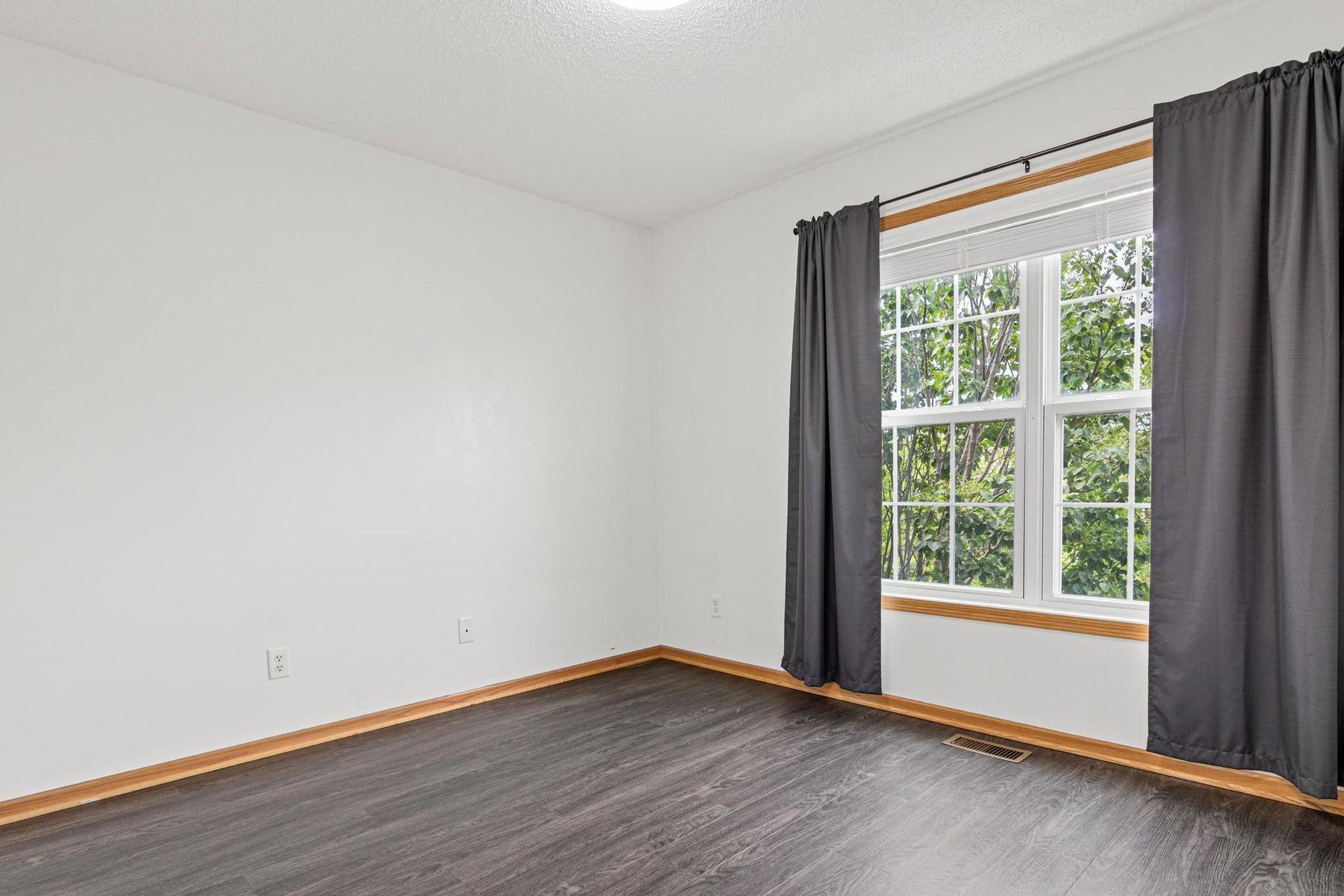 View of Residential at 4108 Parker Green, Robbinsdale MN 55422, Robbinsdale (23 of 34) - Mike Wilen | Minnesota Team Real Estate