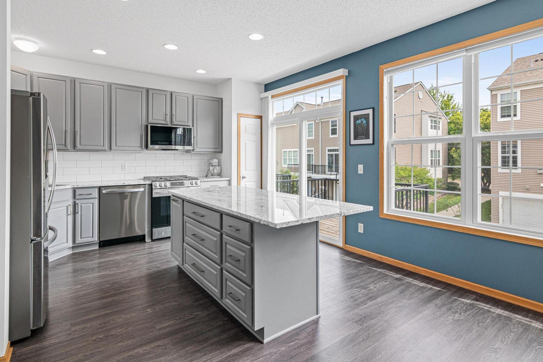 View of Residential at 4108 Parker Green, Robbinsdale MN 55422, Robbinsdale (11 of 34) - Mike Wilen | Minnesota Team Real Estate