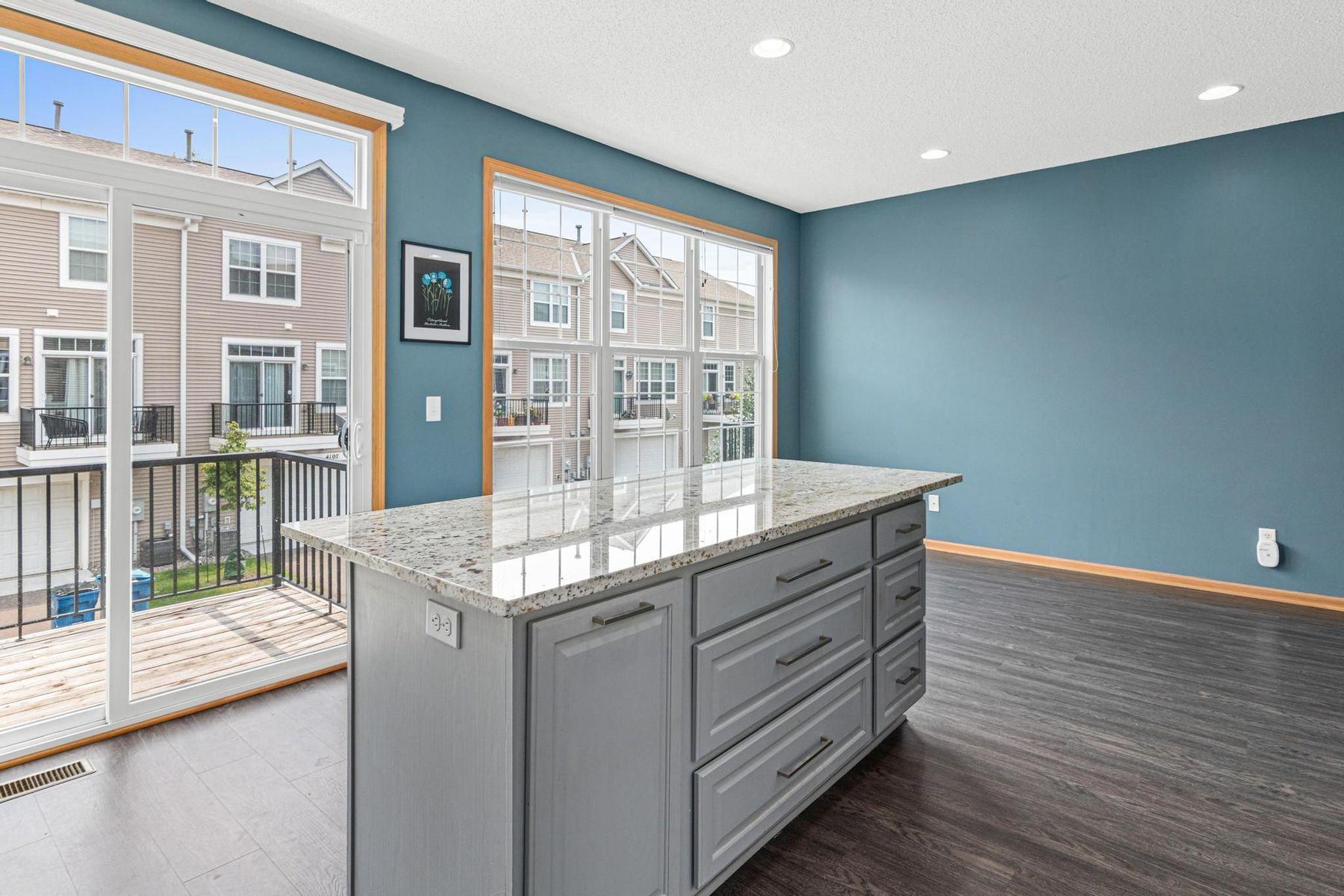 View of Residential at 4108 Parker Green, Robbinsdale MN 55422, Robbinsdale (10 of 34) - Mike Wilen | Minnesota Team Real Estate