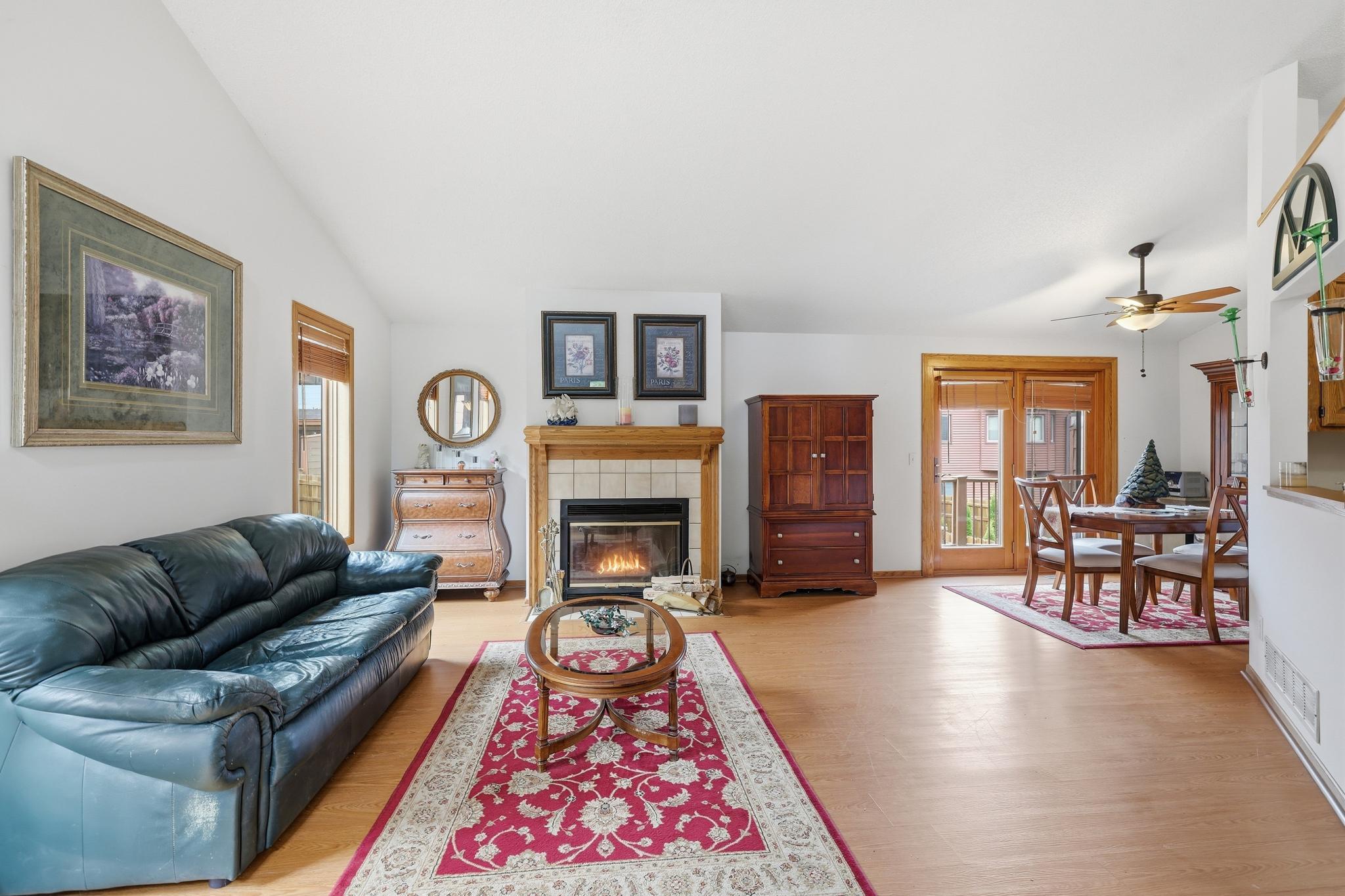View of Residential at 5361 Emerald Way, Apple Valley MN 55124, Apple Valley (4 of 26) - Mike Wilen | Minnesota Team Real Estate