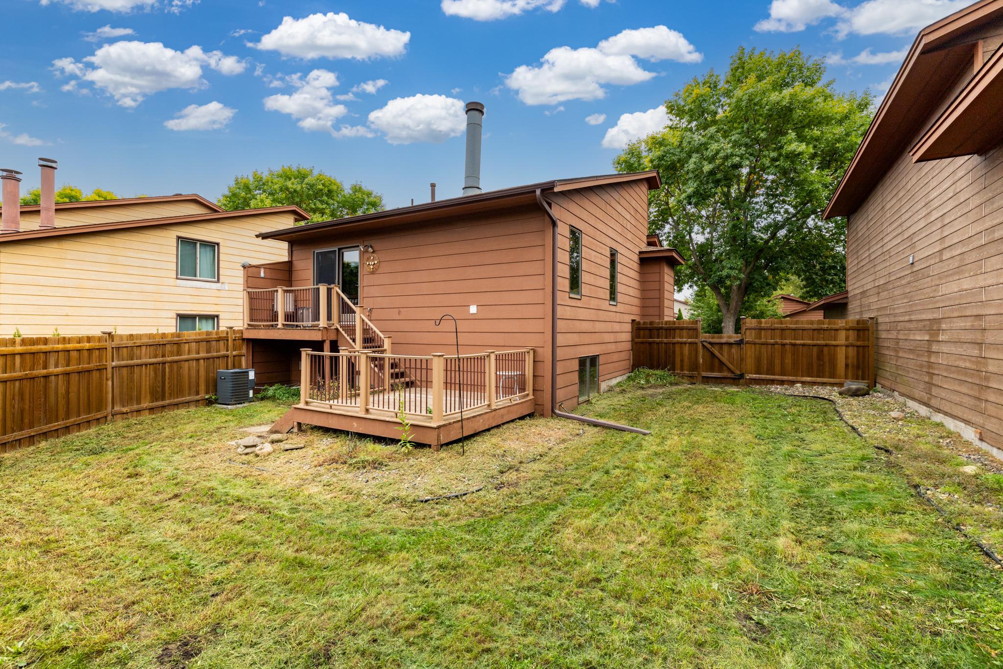 View of Residential at 5361 Emerald Way, Apple Valley MN 55124, Apple Valley (23 of 26) - Mike Wilen | Minnesota Team Real Estate