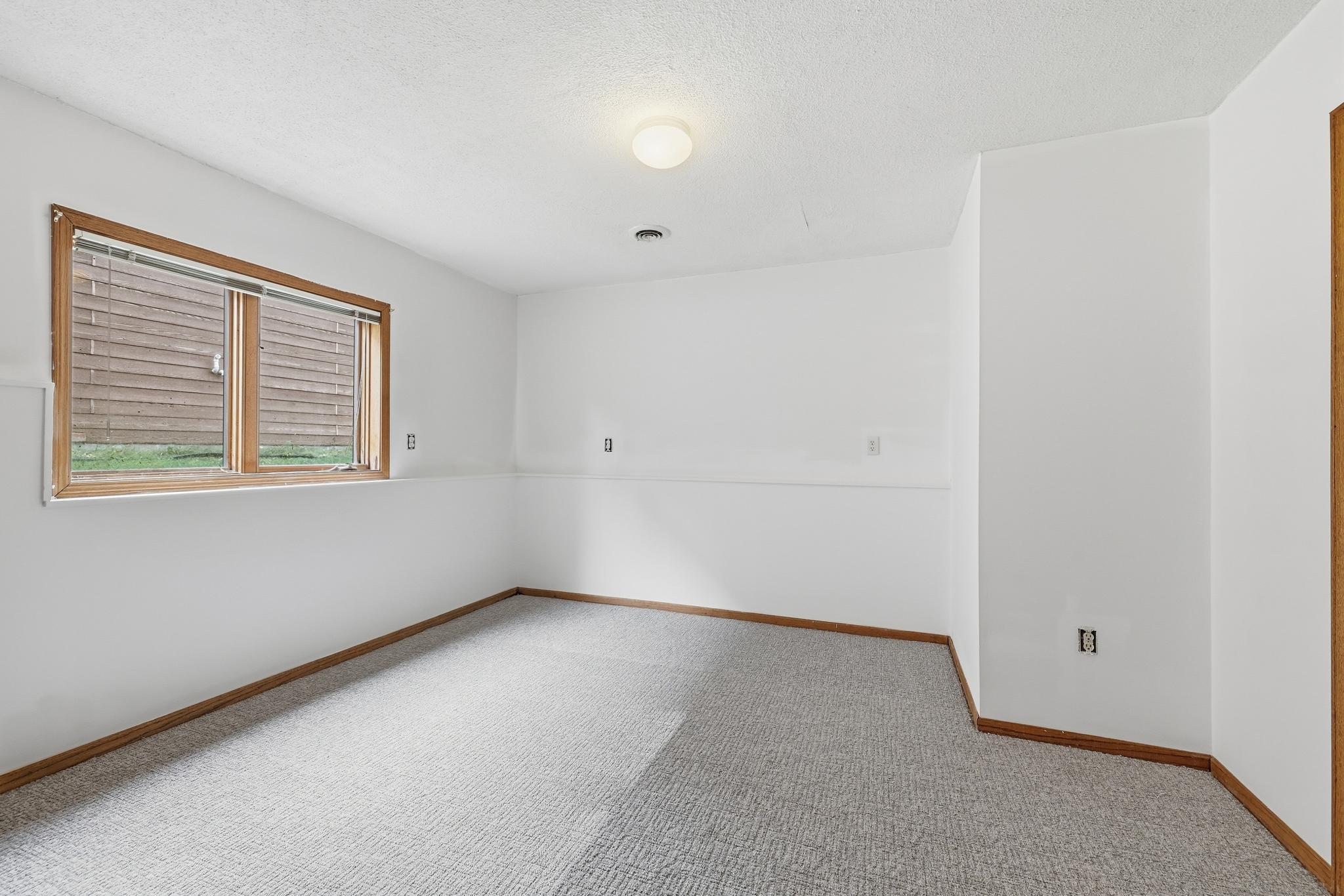 View of Residential at 5361 Emerald Way, Apple Valley MN 55124, Apple Valley (20 of 26) - Mike Wilen | Minnesota Team Real Estate