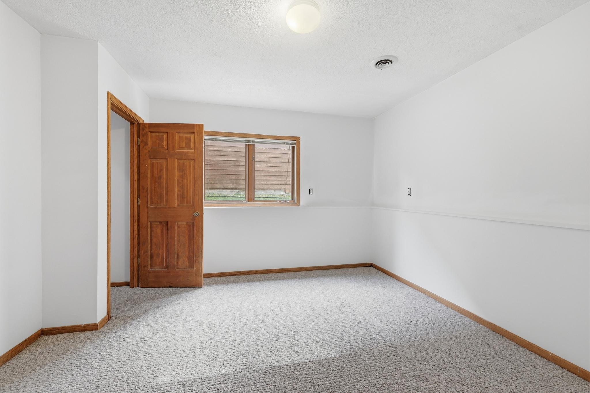View of Residential at 5361 Emerald Way, Apple Valley MN 55124, Apple Valley (17 of 26) - Mike Wilen | Minnesota Team Real Estate