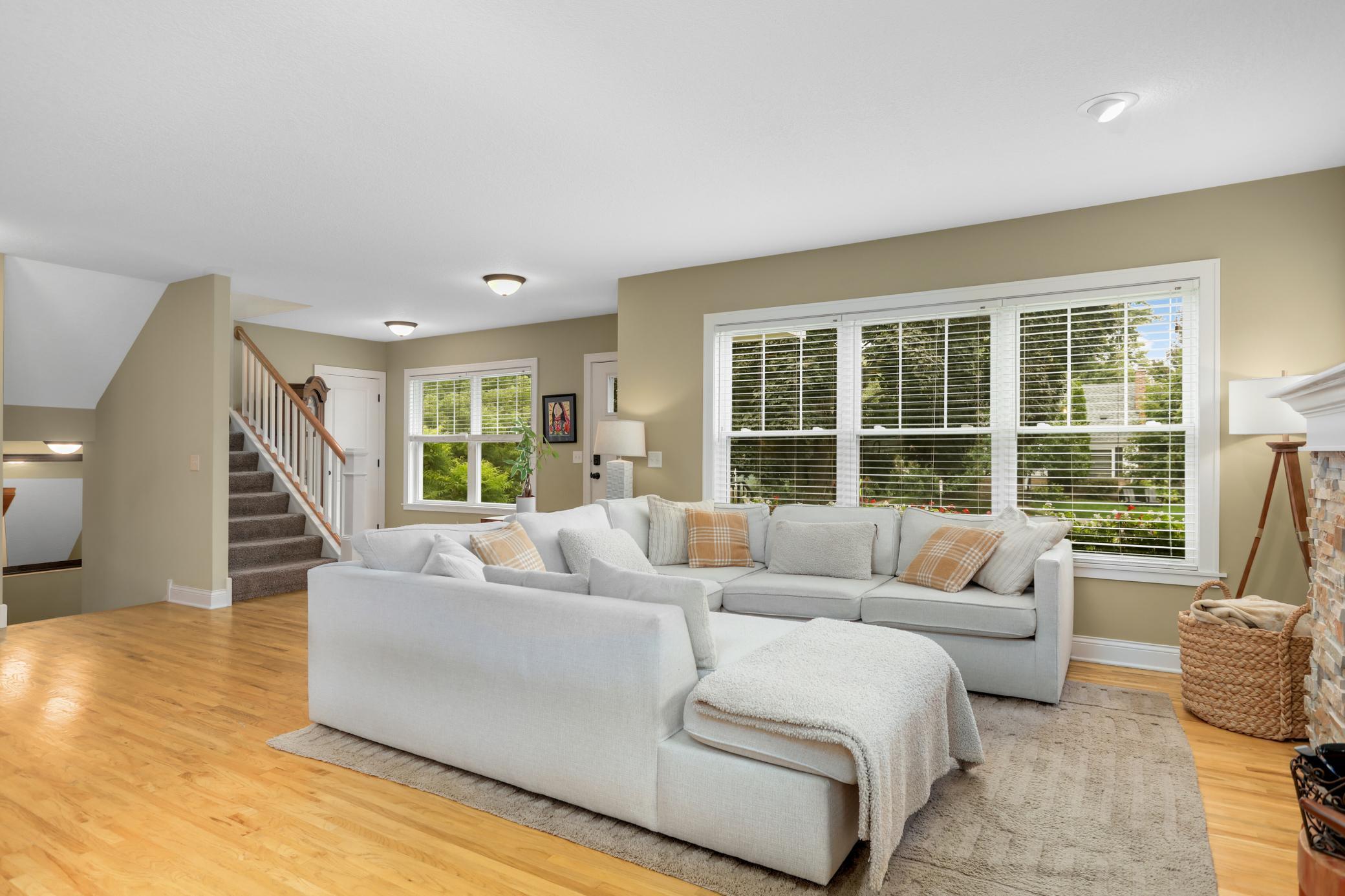 View of Residential at 1636 Saunders Avenue, Saint Paul MN 55116, Saint Paul (6 of 48) - Mike Wilen | Minnesota Team Real Estate