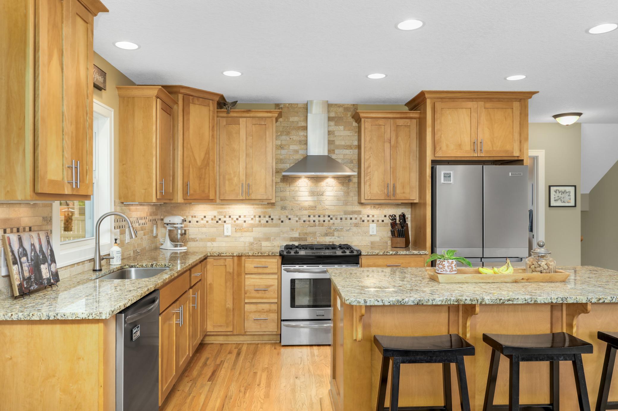 View of Residential at 1636 Saunders Avenue, Saint Paul MN 55116, Saint Paul (14 of 48) - Mike Wilen | Minnesota Team Real Estate