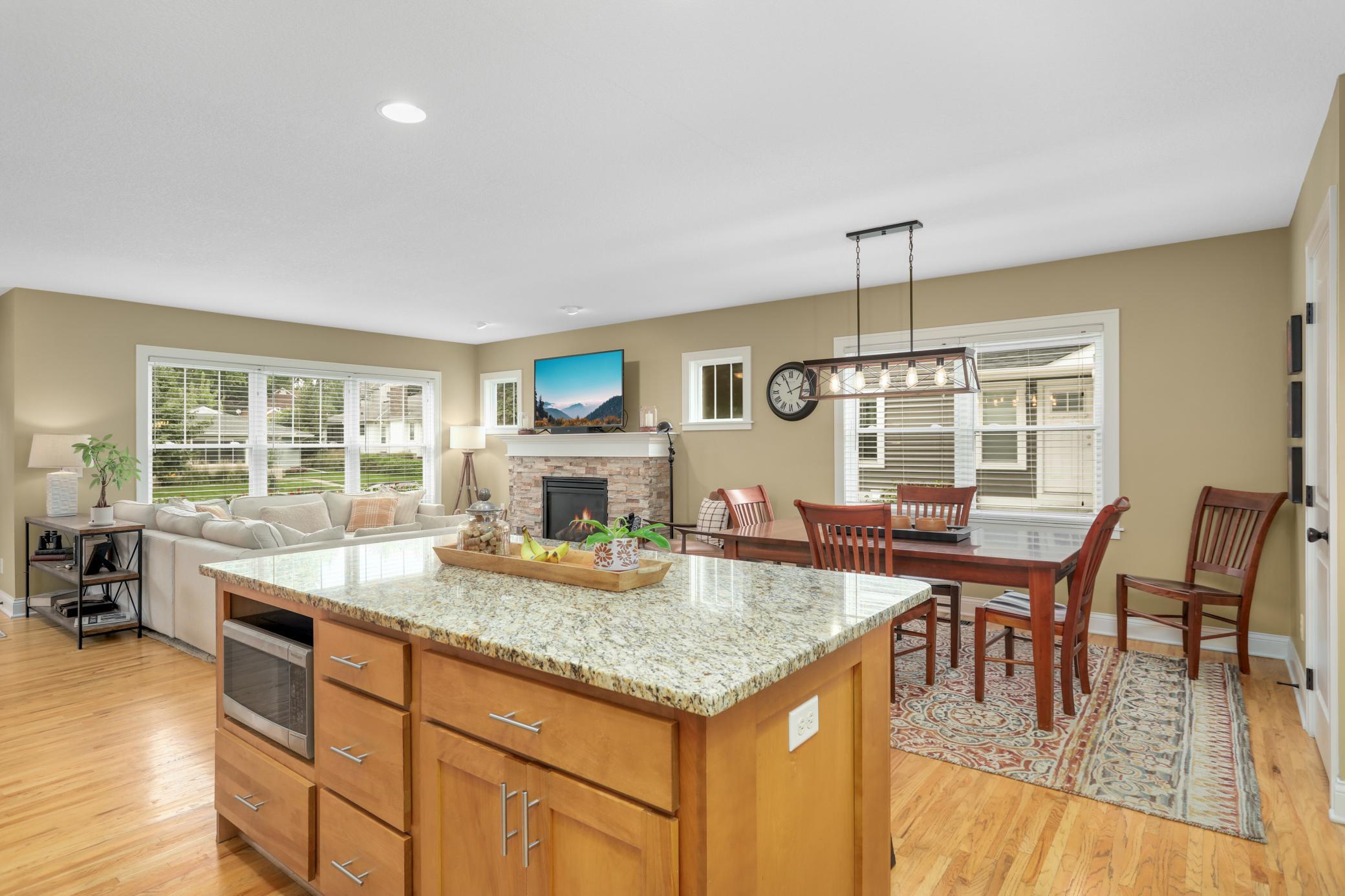 View of Residential at 1636 Saunders Avenue, Saint Paul MN 55116, Saint Paul (13 of 48) - Mike Wilen | Minnesota Team Real Estate