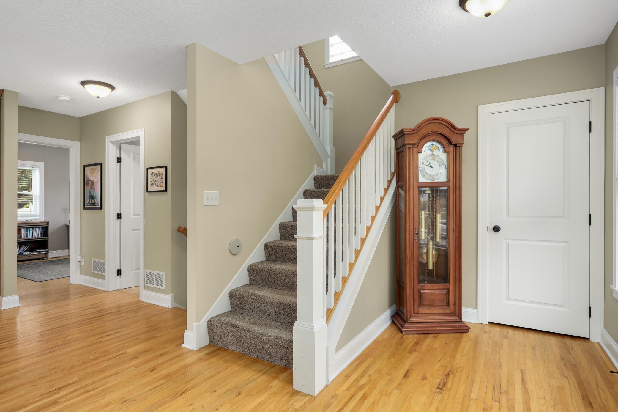 View of Residential at 1636 Saunders Avenue, Saint Paul MN 55116, Saint Paul (18 of 48) - Mike Wilen | Minnesota Team Real Estate