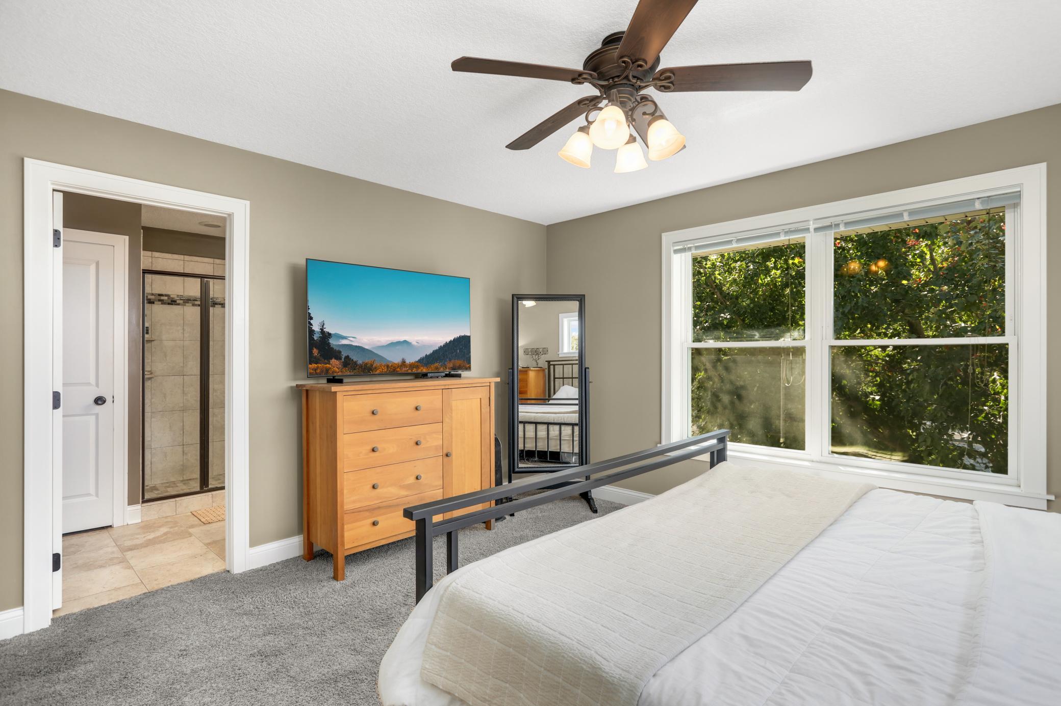 View of Residential at 1636 Saunders Avenue, Saint Paul MN 55116, Saint Paul (20 of 48) - Mike Wilen | Minnesota Team Real Estate