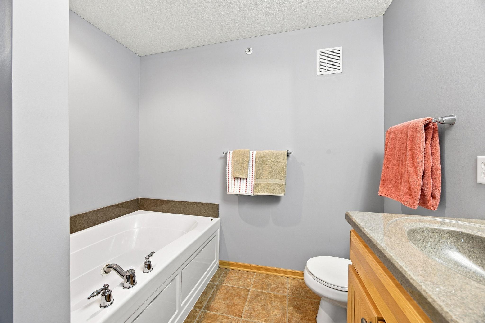 View of Residential at 560 Huset Parkway, Columbia Heights MN 55421, Columbia Heights (23 of 34) - Mike Wilen | Minnesota Team Real Estate