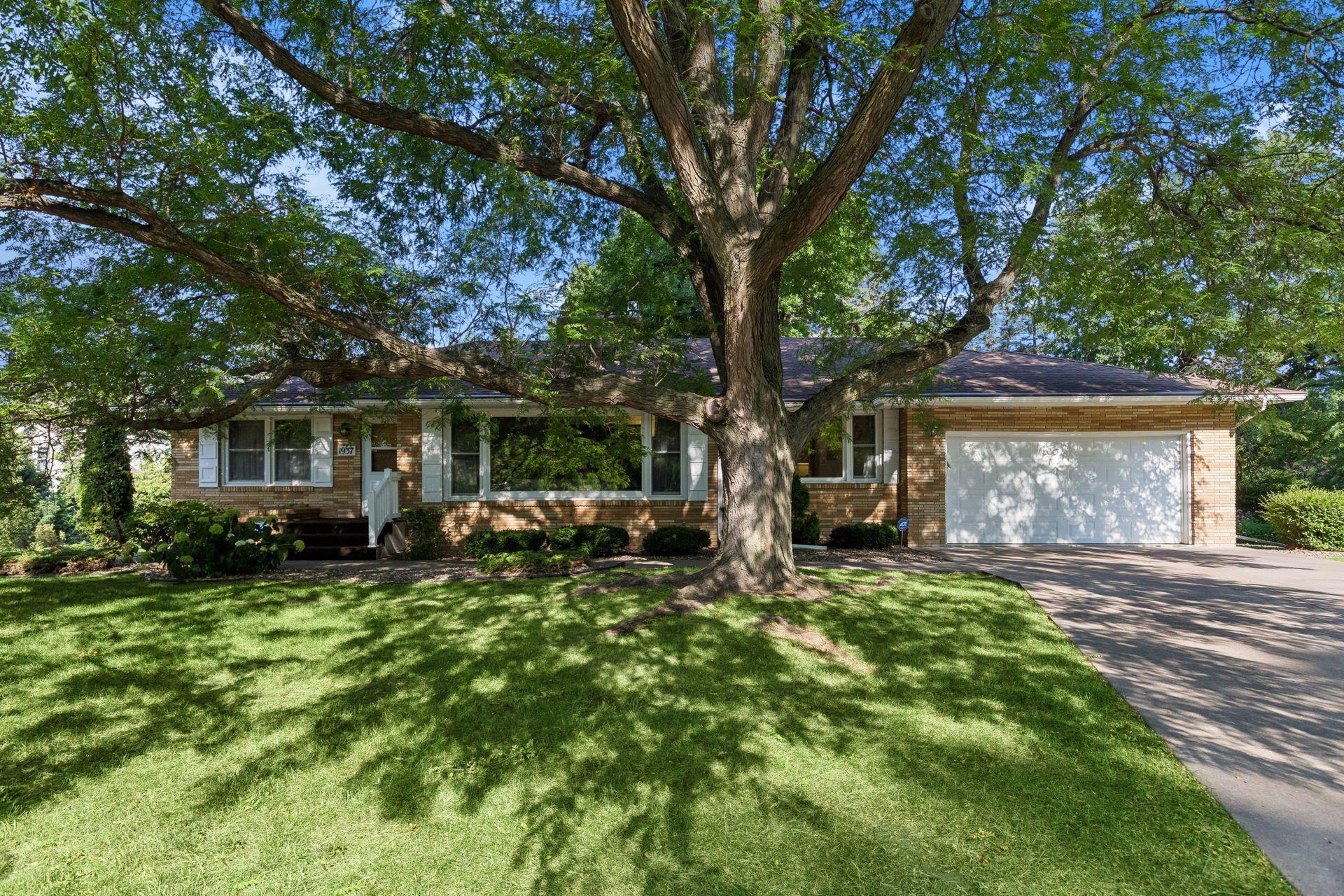 View of Residential at 1937 Westwood Circle, Roseville MN 55113, Roseville - Mike Wilen | Minnesota Team Real Estate