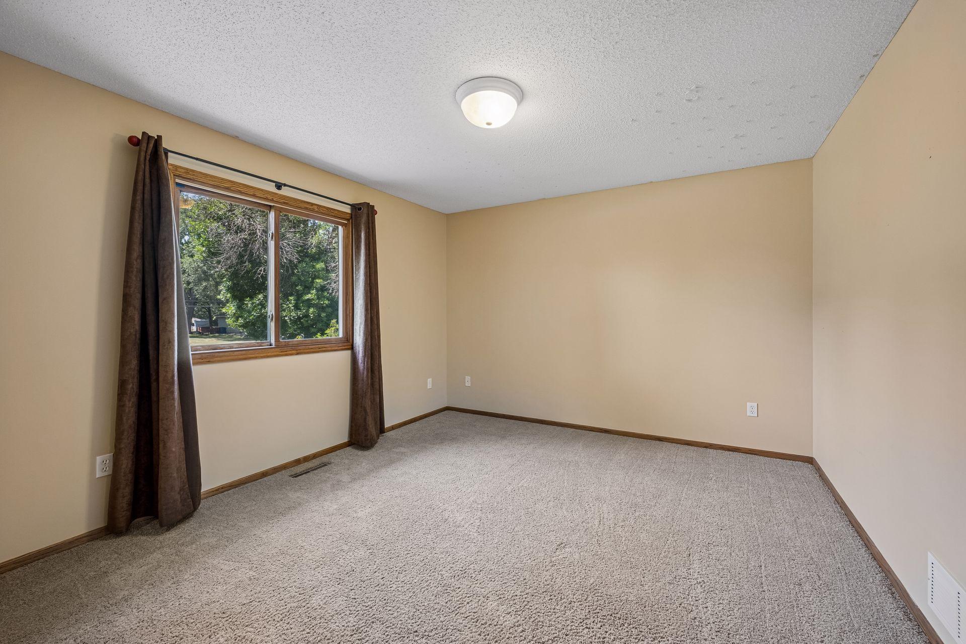 View of Residential at 11824 River Road, Champlin MN 55316, Champlin (18 of 36) - Mike Wilen | Minnesota Team Real Estate