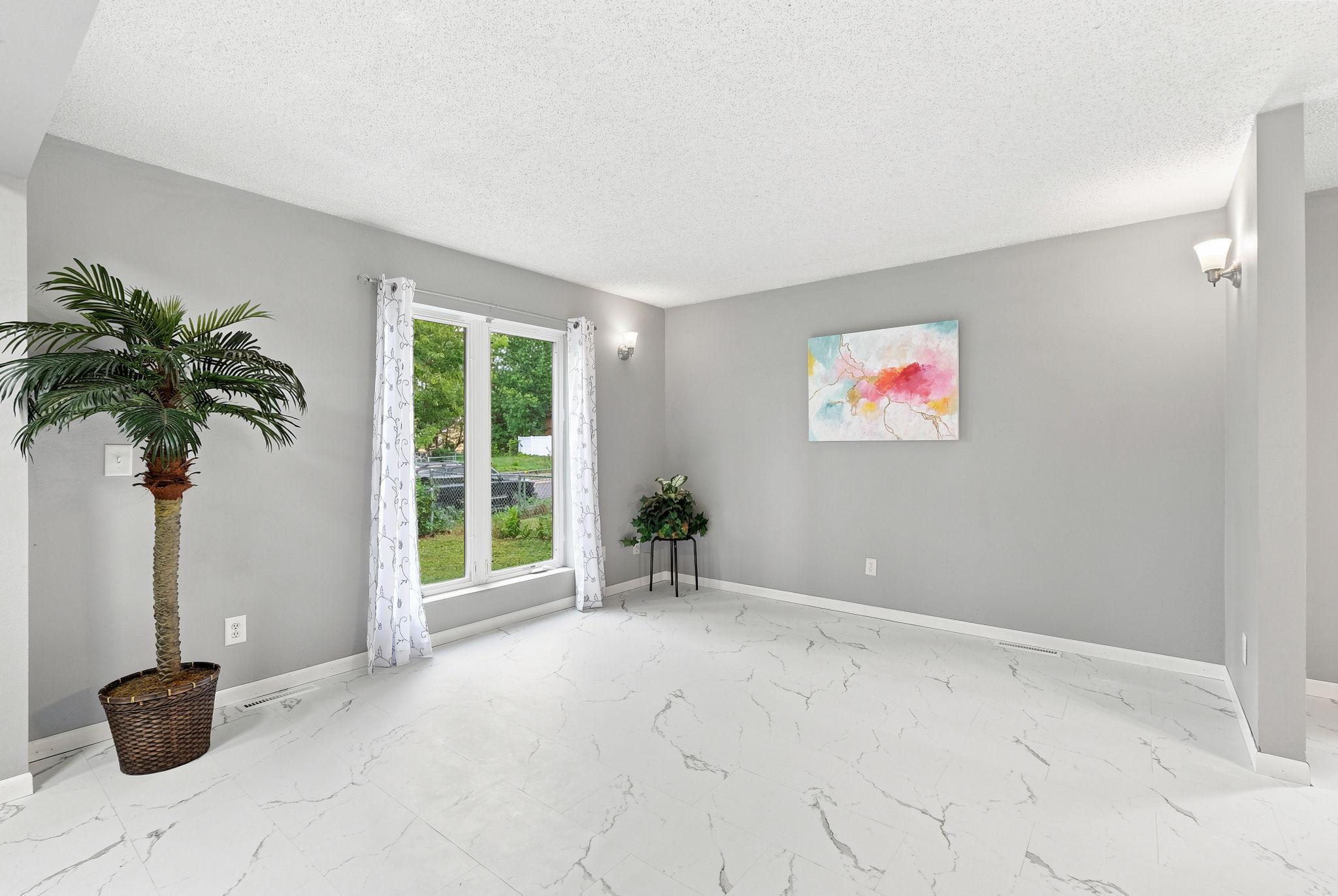 View of Residential at 2622 Dupont Avenue, Minneapolis MN 55411, Minneapolis (7 of 32) - Mike Wilen | Minnesota Team Real Estate