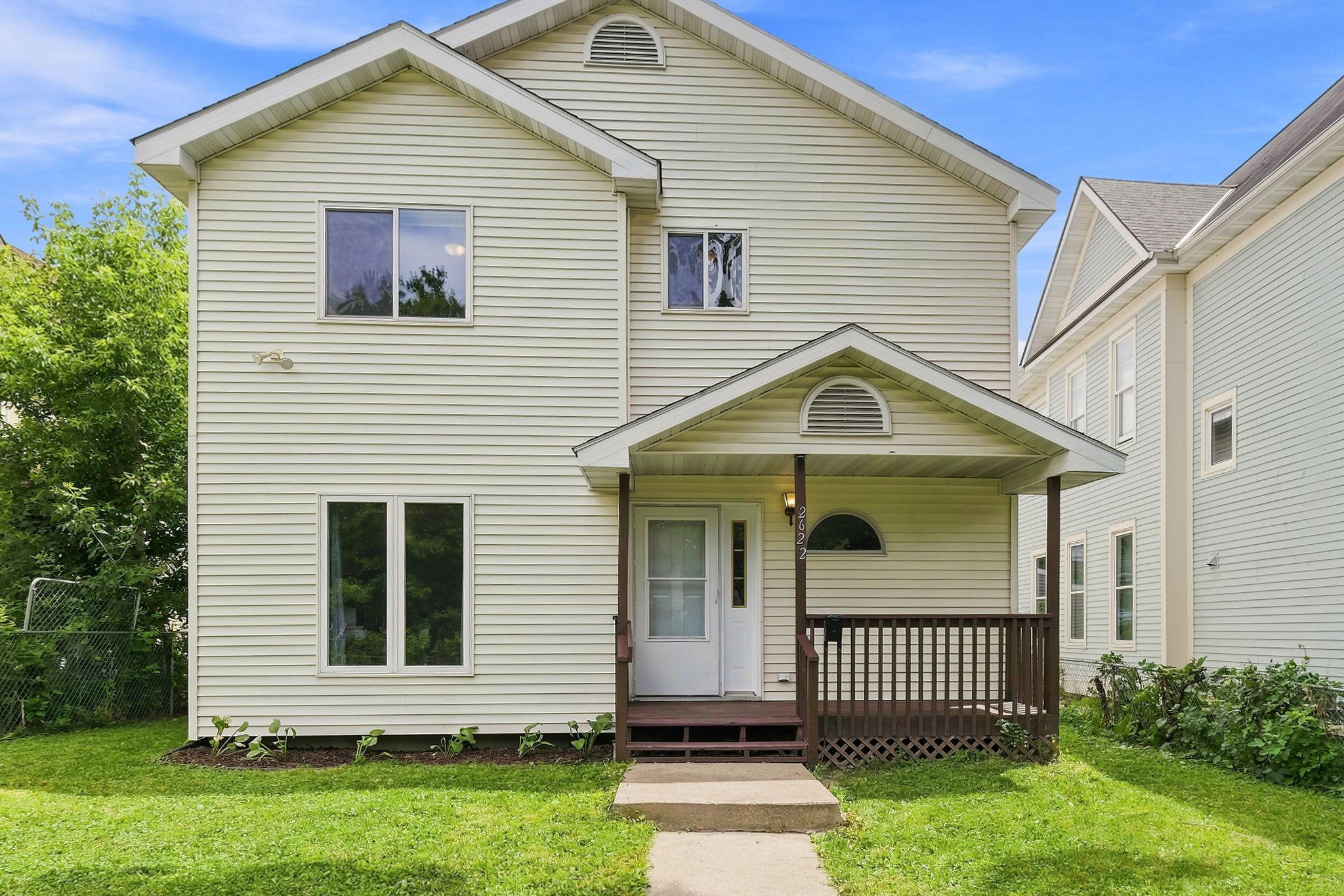 View of Residential at 2622 Dupont Avenue, Minneapolis MN 55411, Minneapolis (2 of 32) - Mike Wilen | Minnesota Team Real Estate
