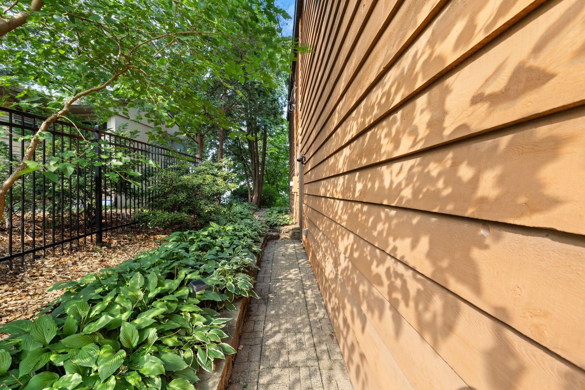 View of Residential at 3084 Hamline Avenue, Roseville MN 55113, Roseville (83 of 107) - Mike Wilen | Minnesota Team Real Estate