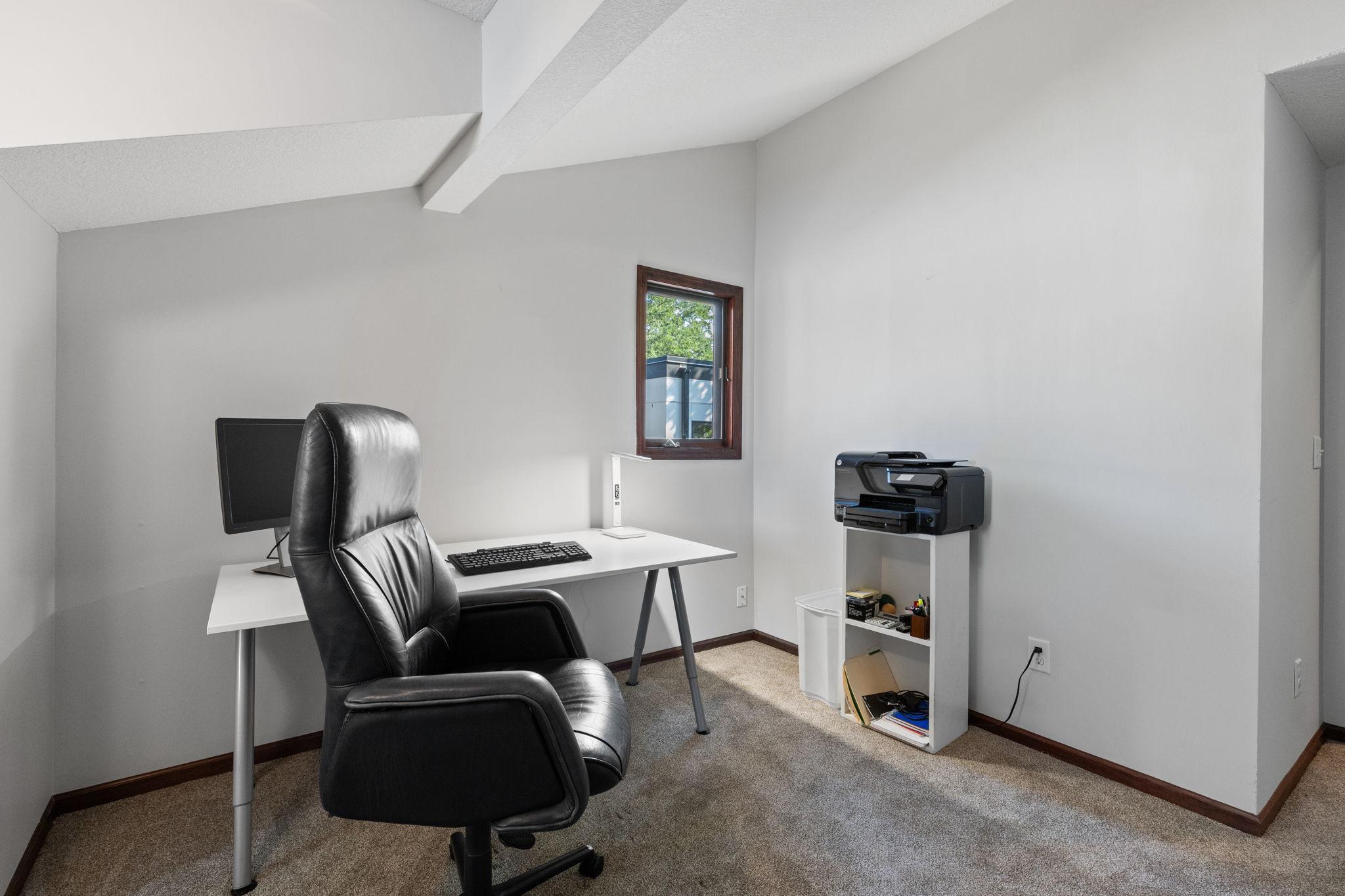 View of Residential at 3084 Hamline Avenue, Roseville MN 55113, Roseville (49 of 107) - Mike Wilen | Minnesota Team Real Estate