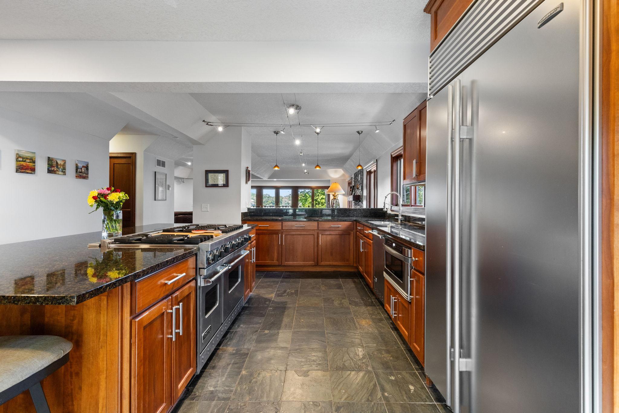 View of Residential at 3084 Hamline Avenue, Roseville MN 55113, Roseville (12 of 107) - Mike Wilen | Minnesota Team Real Estate