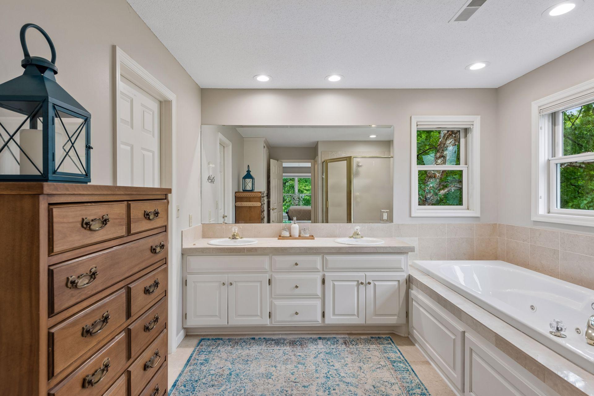 View of Residential at 8235 Enclave Cove, Woodbury MN 55125, Woodbury (40 of 81) - Mike Wilen | Minnesota Team Real Estate