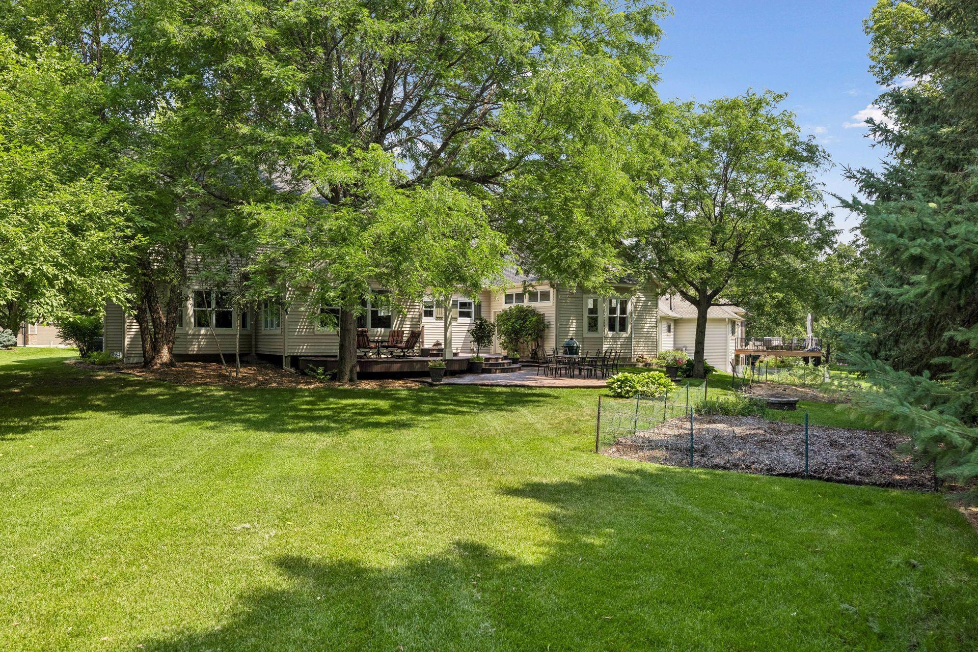 View of Residential at 8235 Enclave Cove, Woodbury MN 55125, Woodbury (70 of 81) - Mike Wilen | Minnesota Team Real Estate