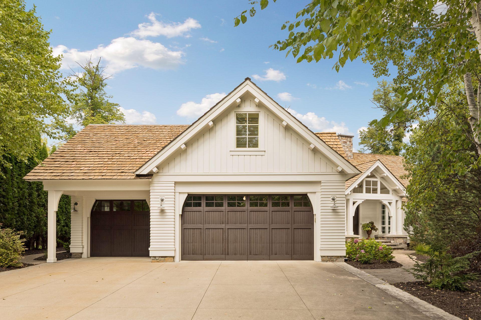 View of Residential at 1625 Locust Hills Trail, Wayzata MN 55391, Wayzata (4 of 56) - Mike Wilen | Minnesota Team Real Estate