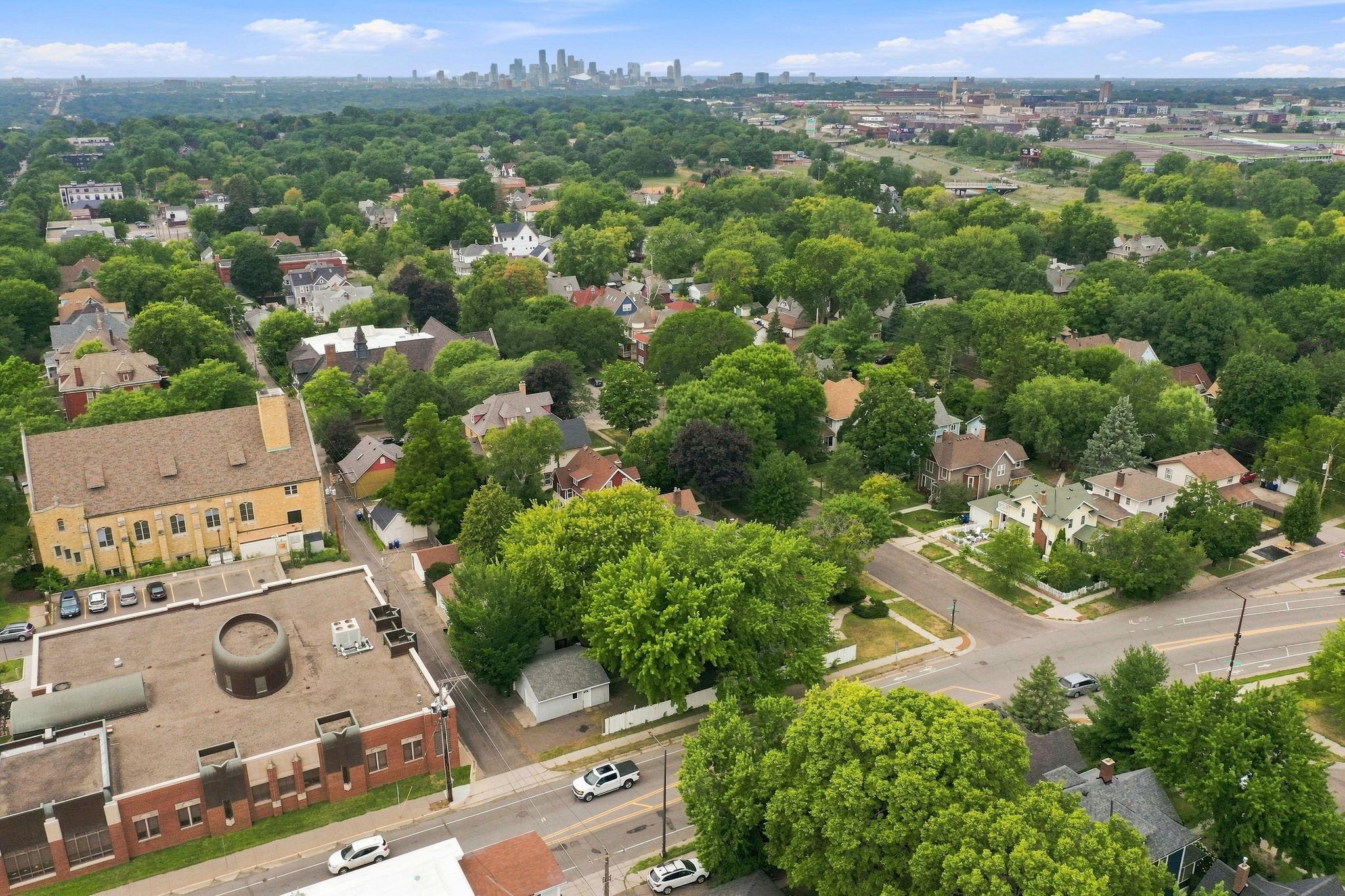 View of Residential at 1822 Iglehart Avenue, Saint Paul MN 55104, Saint Paul (37 of 46) - Mike Wilen | Minnesota Team Real Estate