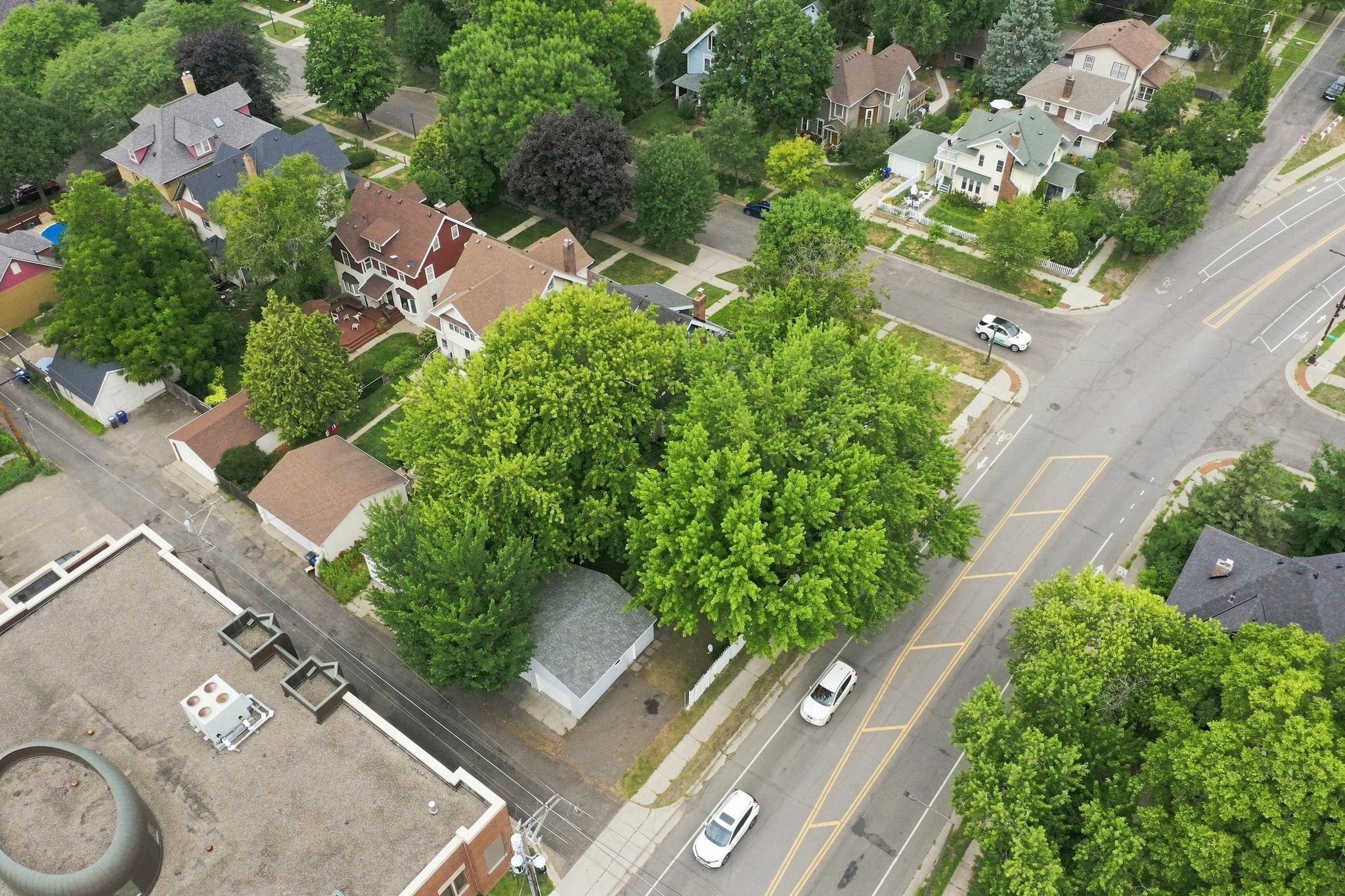 View of Residential at 1822 Iglehart Avenue, Saint Paul MN 55104, Saint Paul (36 of 46) - Mike Wilen | Minnesota Team Real Estate