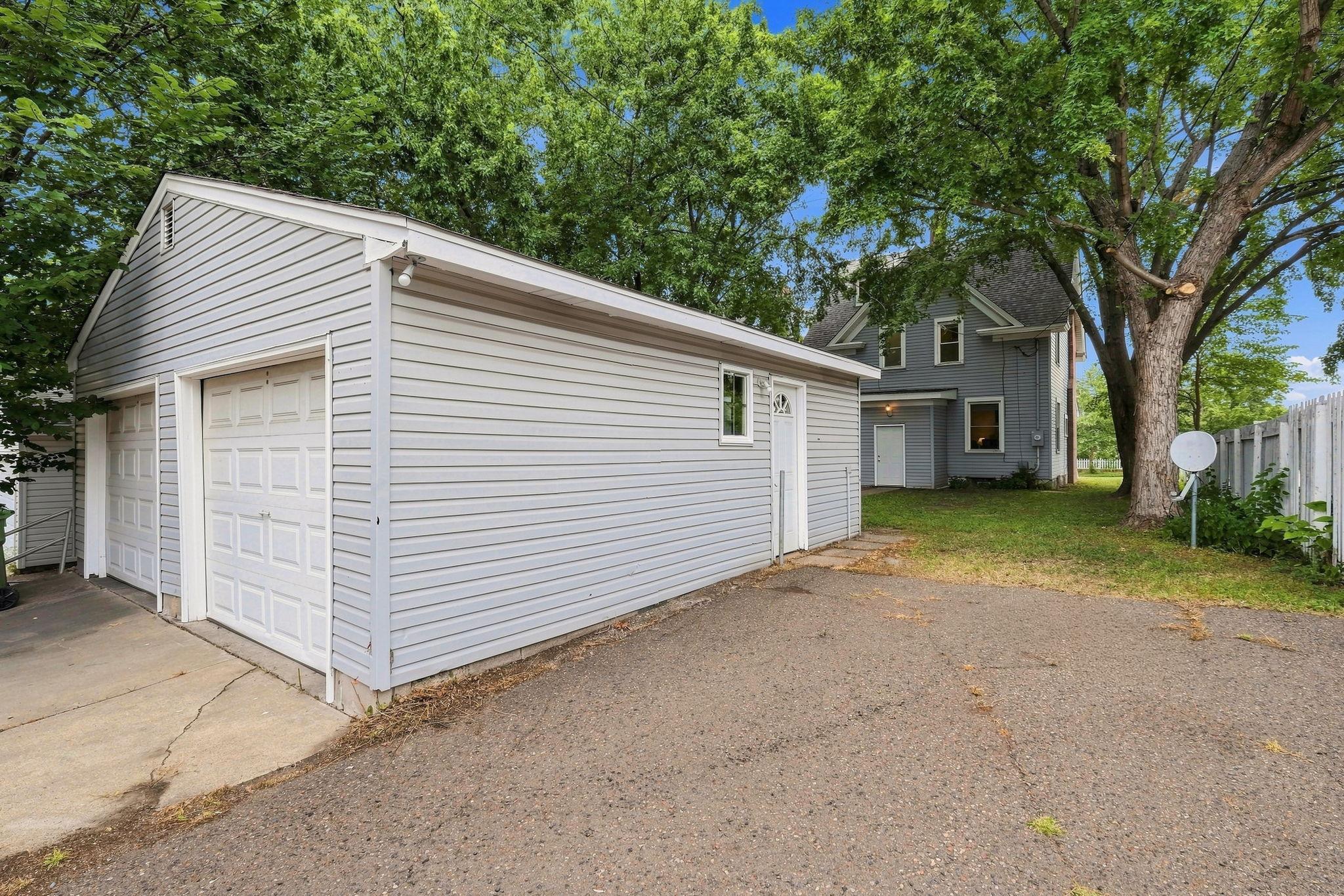 View of Residential at 1822 Iglehart Avenue, Saint Paul MN 55104, Saint Paul (33 of 46) - Mike Wilen | Minnesota Team Real Estate
