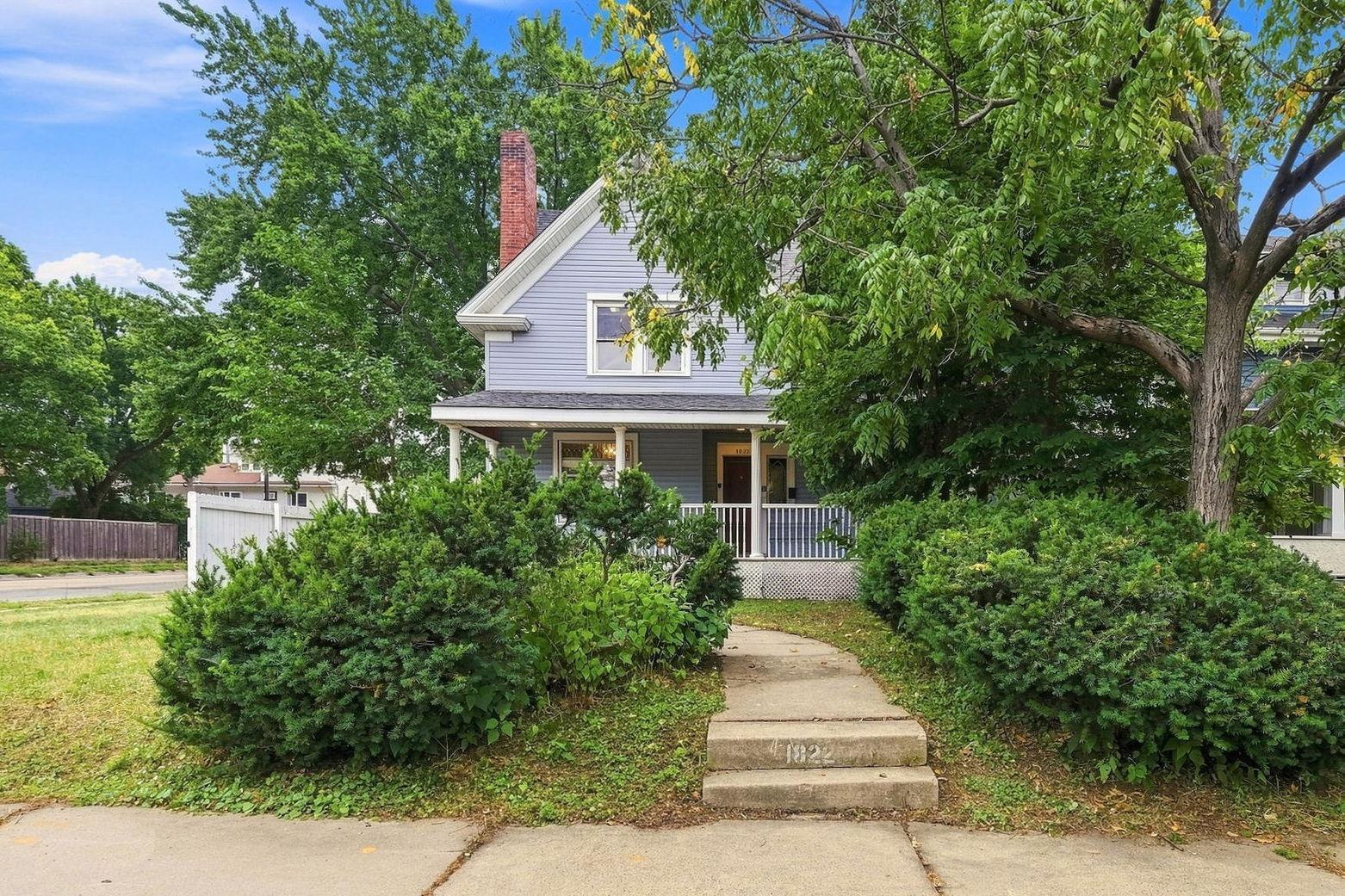 View of Residential at 1822 Iglehart Avenue, Saint Paul MN 55104, Saint Paul (2 of 46) - Mike Wilen | Minnesota Team Real Estate