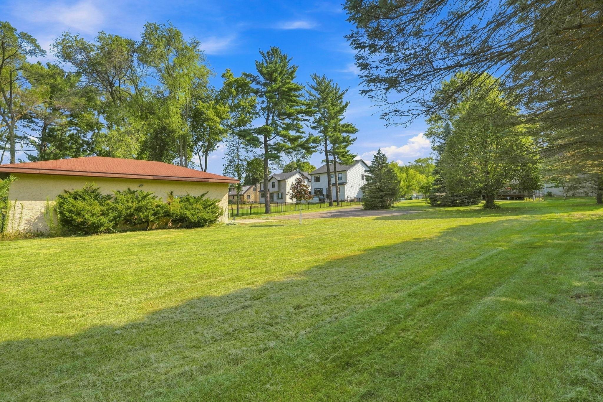 View of Residential at 3595 Edgerton Street, Vadnais Heights MN 55127, Vadnais Heights (40 of 50) - Mike Wilen | Minnesota Team Real Estate