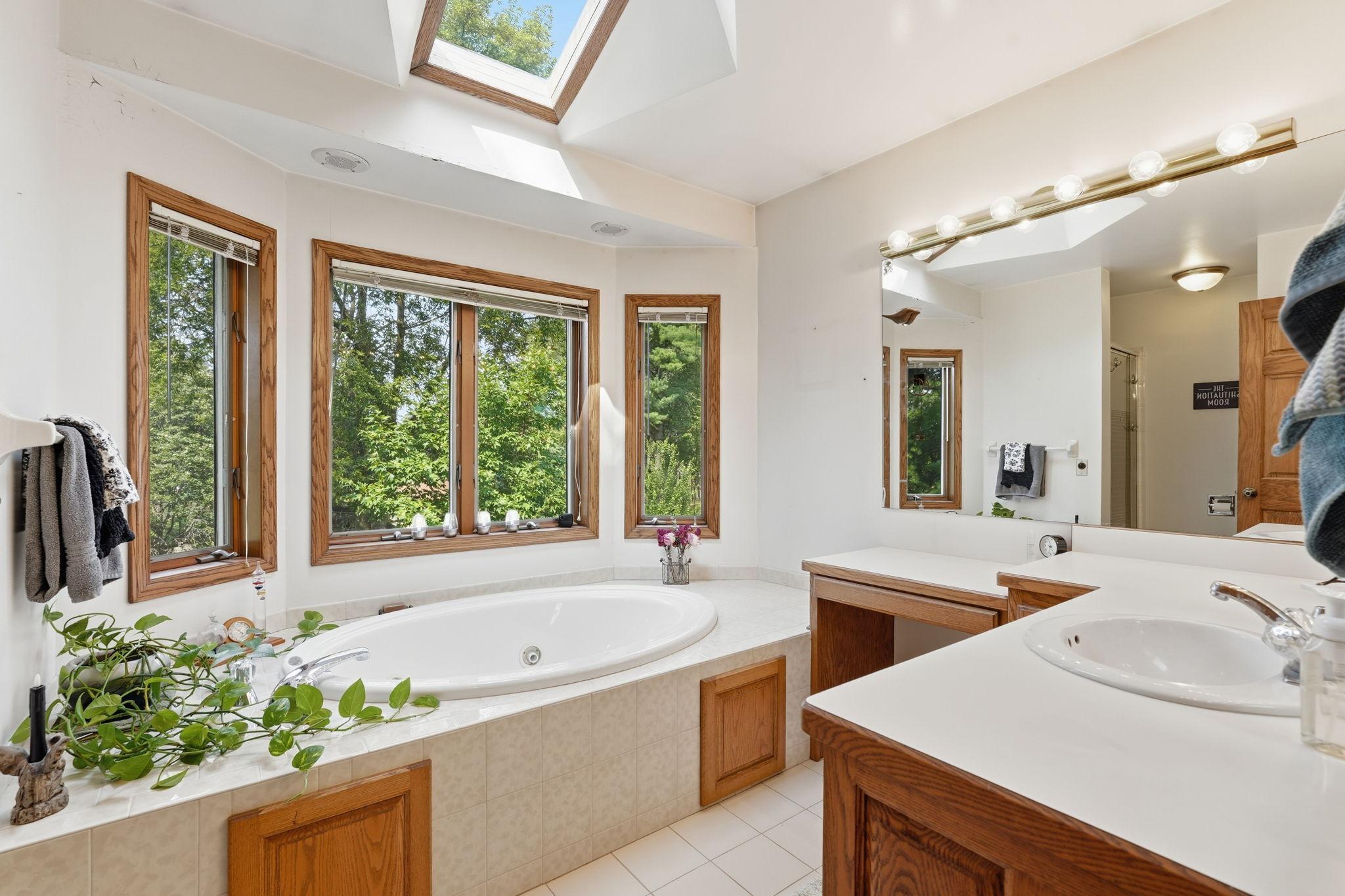View of Residential at 3595 Edgerton Street, Vadnais Heights MN 55127, Vadnais Heights (28 of 50) - Mike Wilen | Minnesota Team Real Estate
