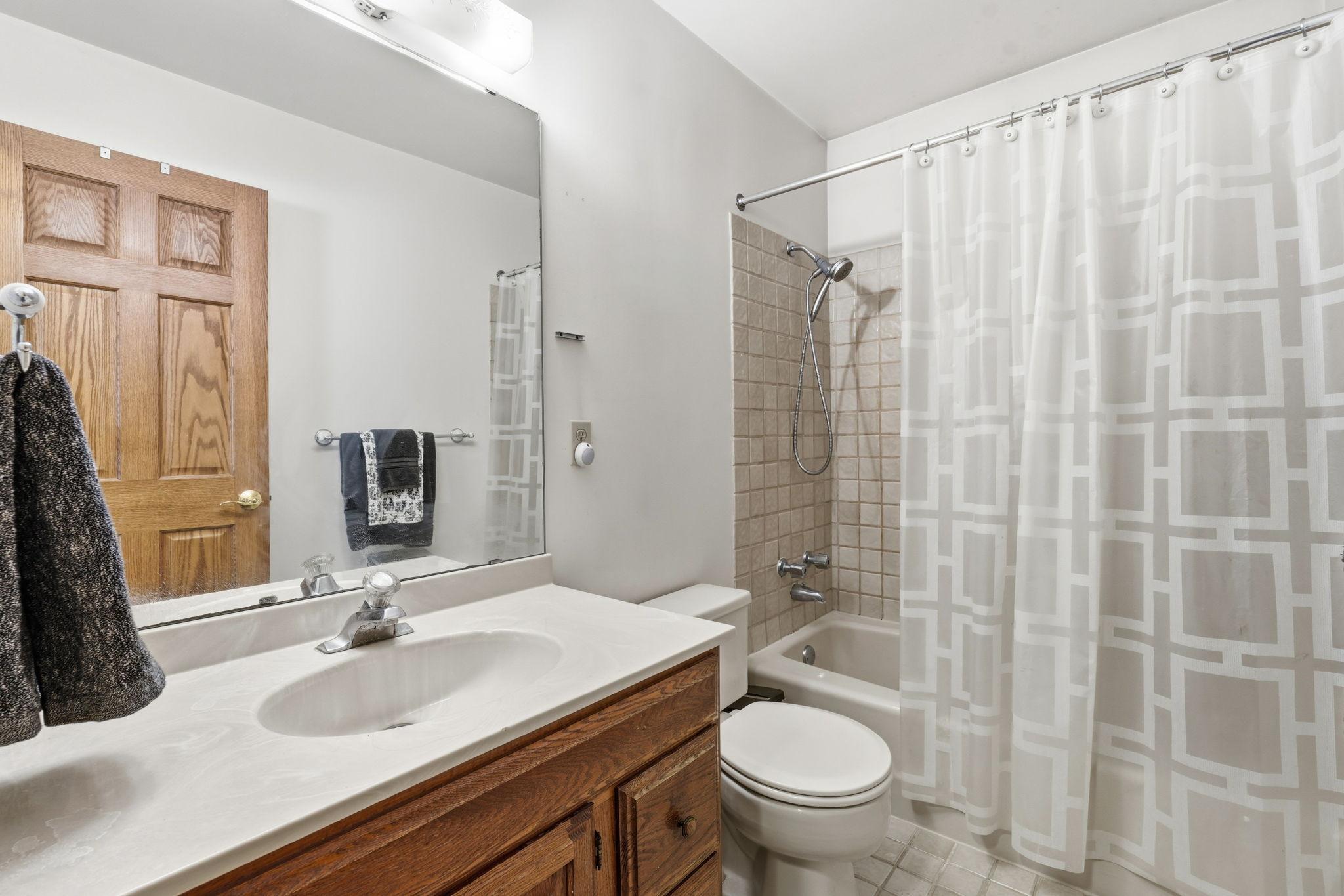 View of Residential at 3595 Edgerton Street, Vadnais Heights MN 55127, Vadnais Heights (23 of 50) - Mike Wilen | Minnesota Team Real Estate