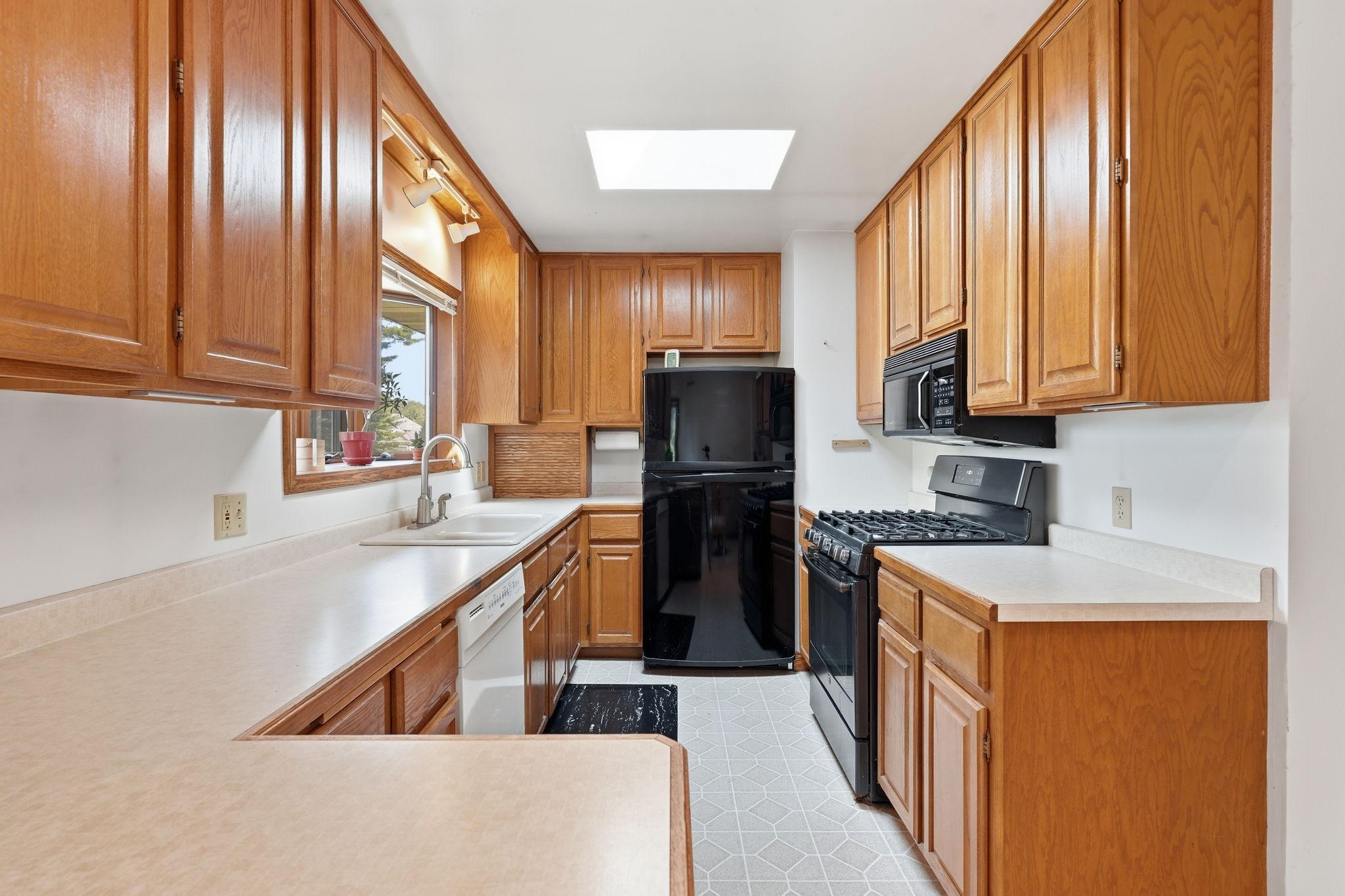 View of Residential at 3595 Edgerton Street, Vadnais Heights MN 55127, Vadnais Heights (14 of 50) - Mike Wilen | Minnesota Team Real Estate