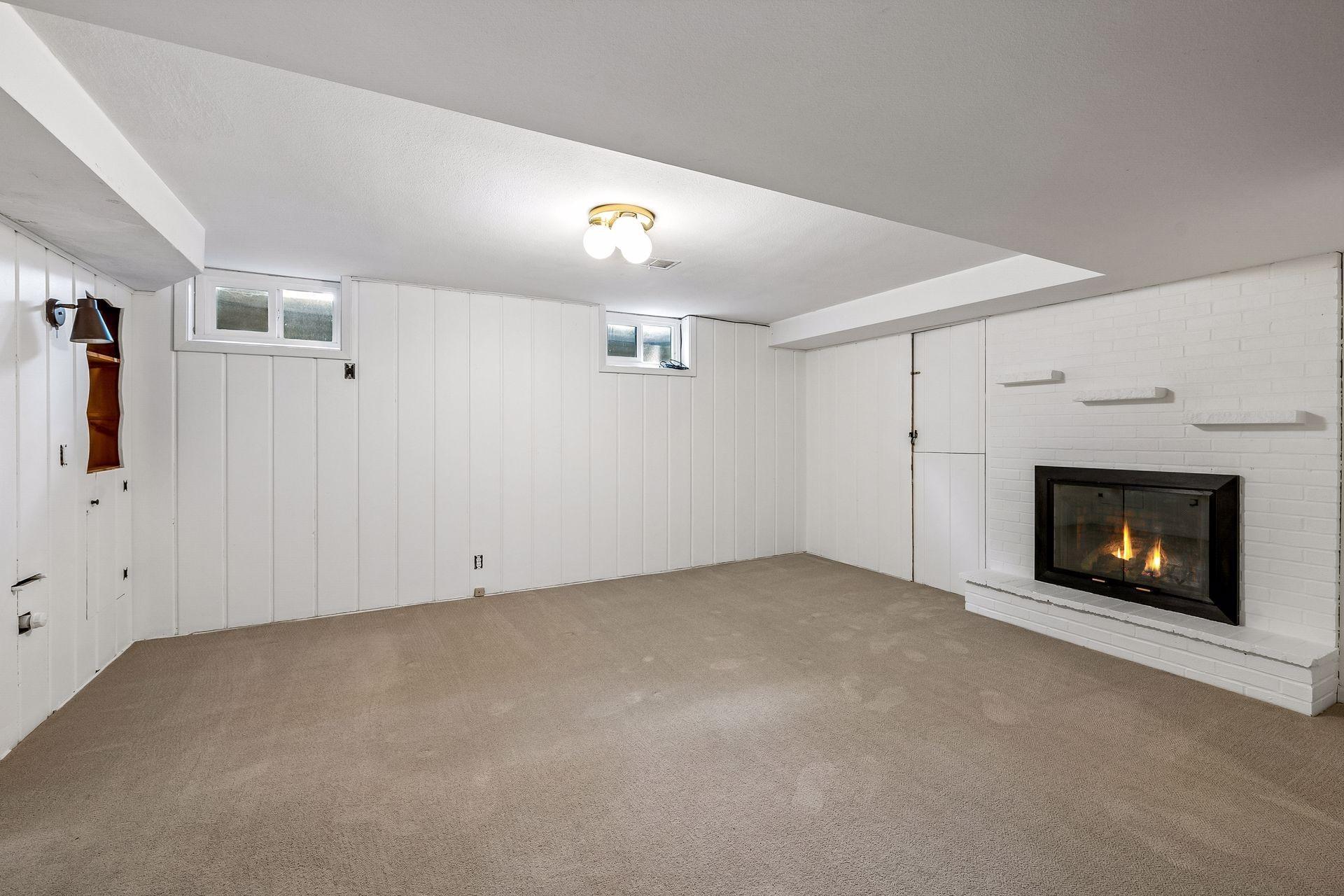 View of Residential at 4725 School Road, Edina MN 55424, Edina (20 of 29) - Mike Wilen | Minnesota Team Real Estate