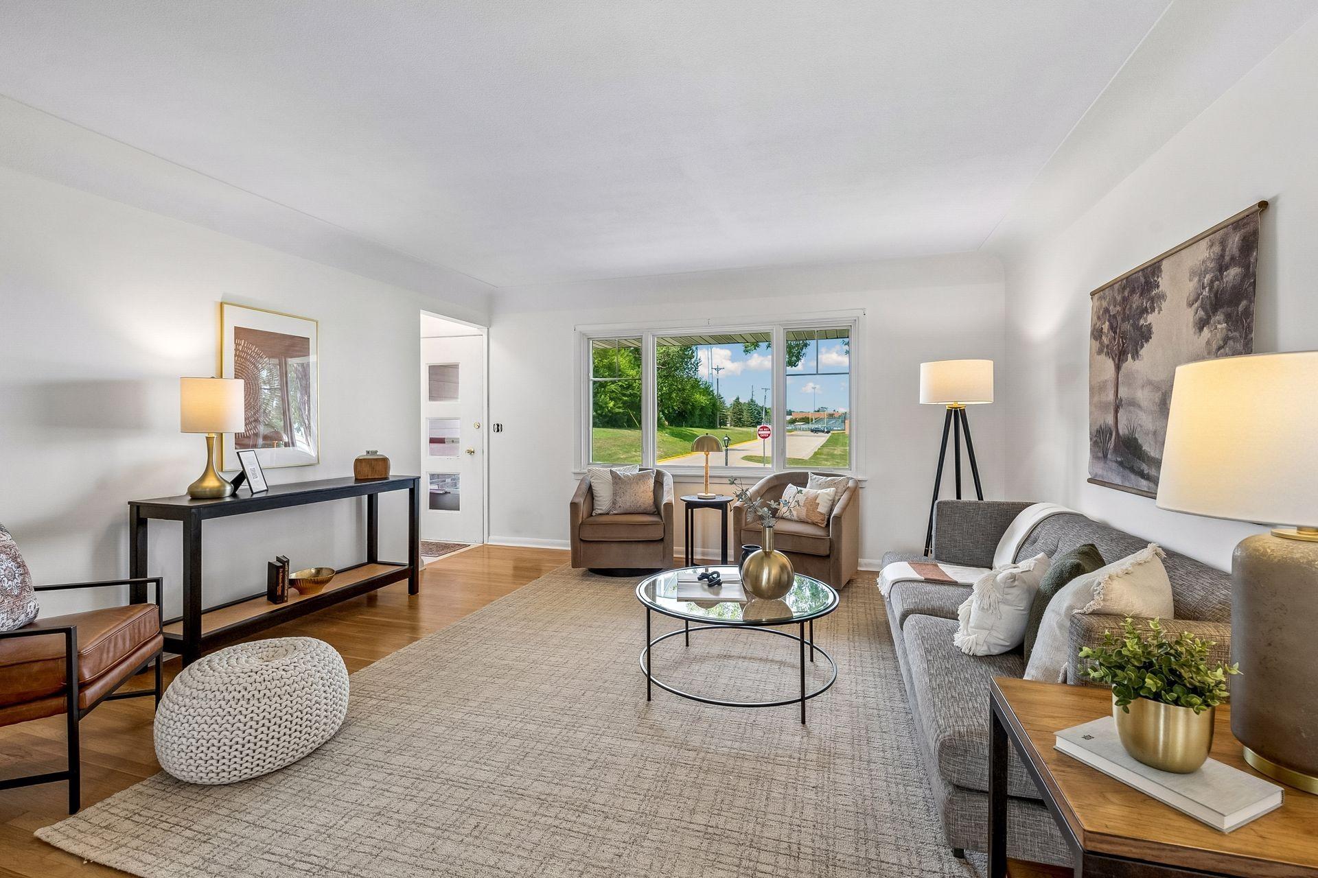 View of Residential at 4725 School Road, Edina MN 55424, Edina (6 of 29) - Mike Wilen | Minnesota Team Real Estate