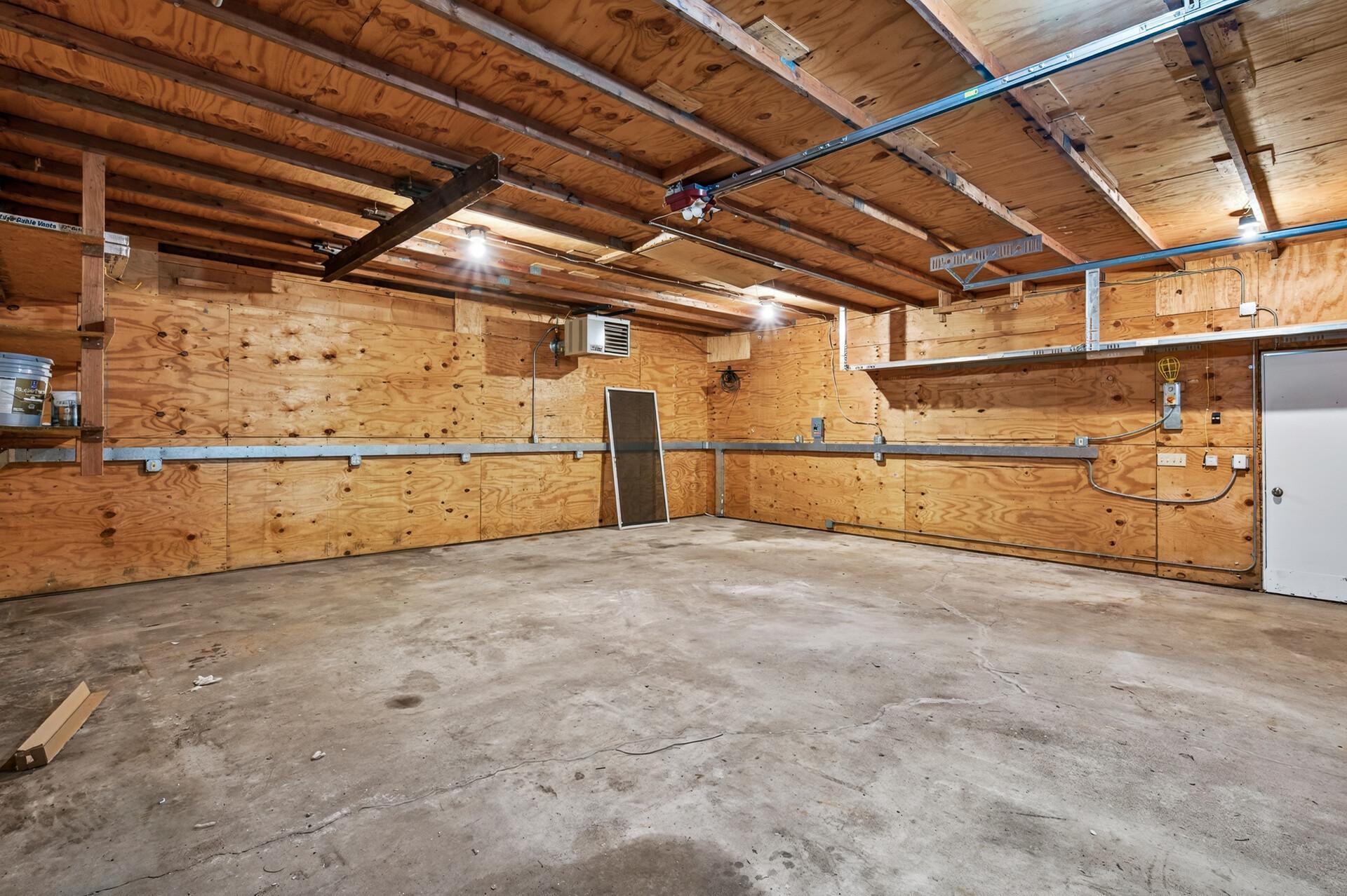 View of Residential at 8145 Mount Curve Boulevard, Brooklyn Park MN 55445, Brooklyn Park (46 of 48) - Mike Wilen | Minnesota Team Real Estate