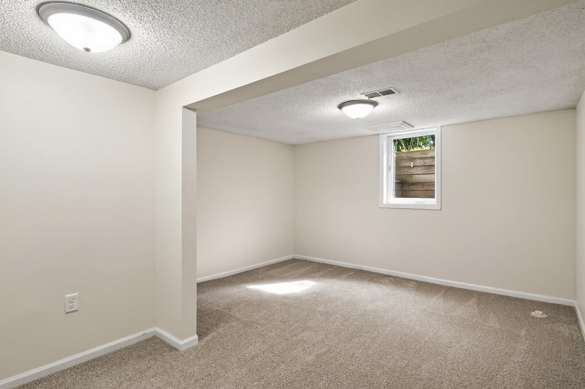 View of Residential at 8145 Mount Curve Boulevard, Brooklyn Park MN 55445, Brooklyn Park (34 of 48) - Mike Wilen | Minnesota Team Real Estate