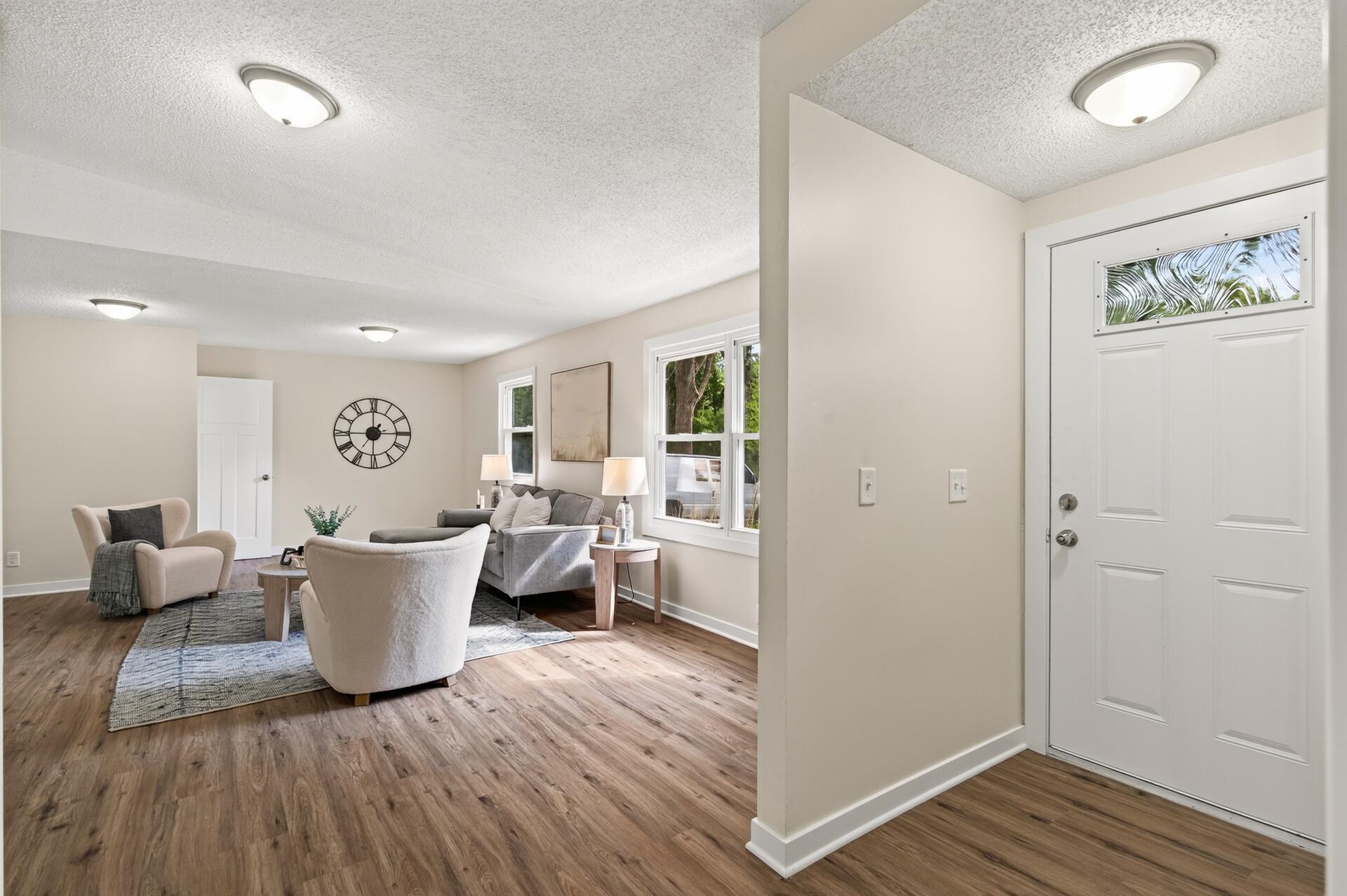 View of Residential at 8145 Mount Curve Boulevard, Brooklyn Park MN 55445, Brooklyn Park (3 of 48) - Mike Wilen | Minnesota Team Real Estate