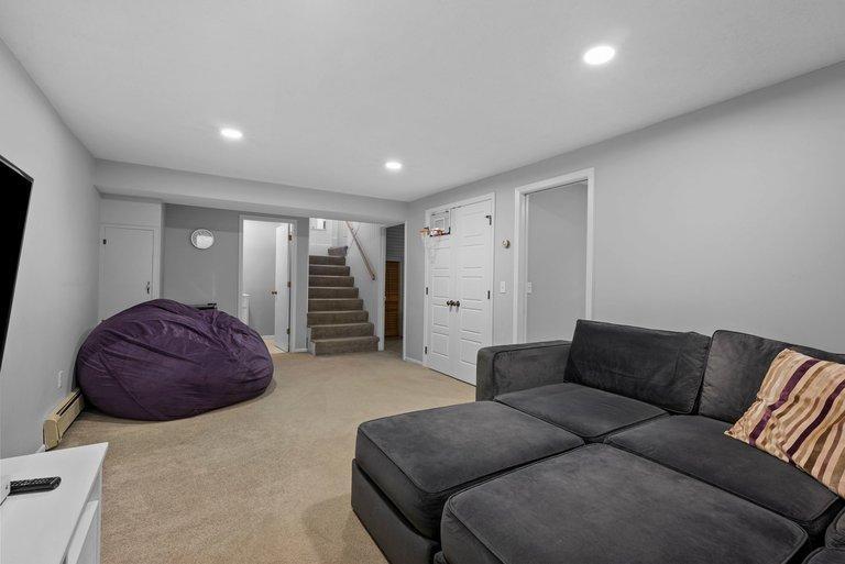 View of Residential at 1055 Goodrich Avenue, Saint Paul MN 55105, Saint Paul (42 of 53) - Mike Wilen | Minnesota Team Real Estate