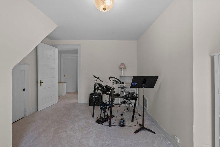 View of Residential at 1055 Goodrich Avenue, Saint Paul MN 55105, Saint Paul (36 of 53) - Mike Wilen | Minnesota Team Real Estate
